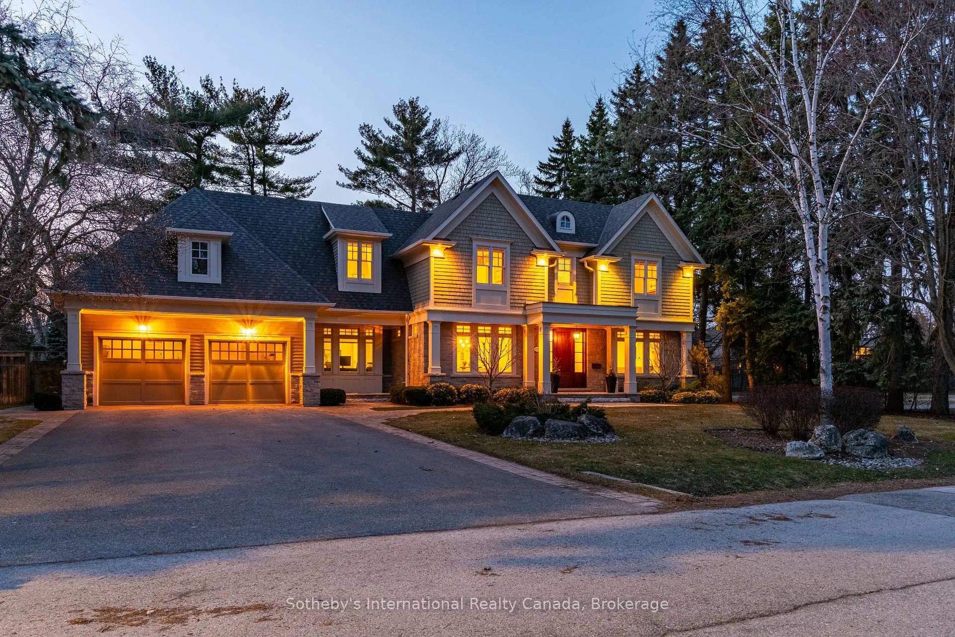 Photo 2 of 1259 Sprucelea Drive, Oakville, Morrison — HOMEH