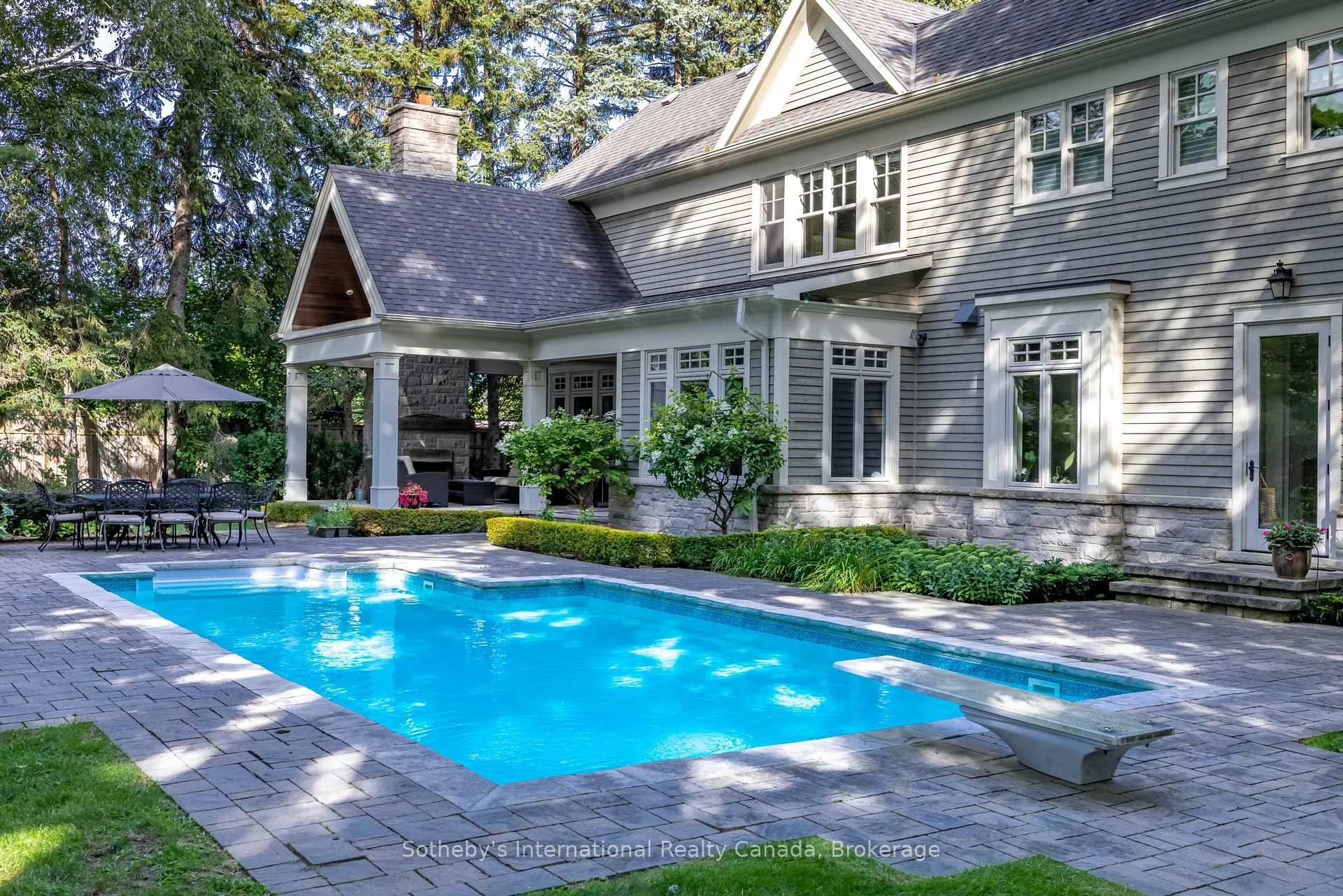 Photo 3 of 1259 Sprucelea Drive, Oakville, Morrison — HOMEH