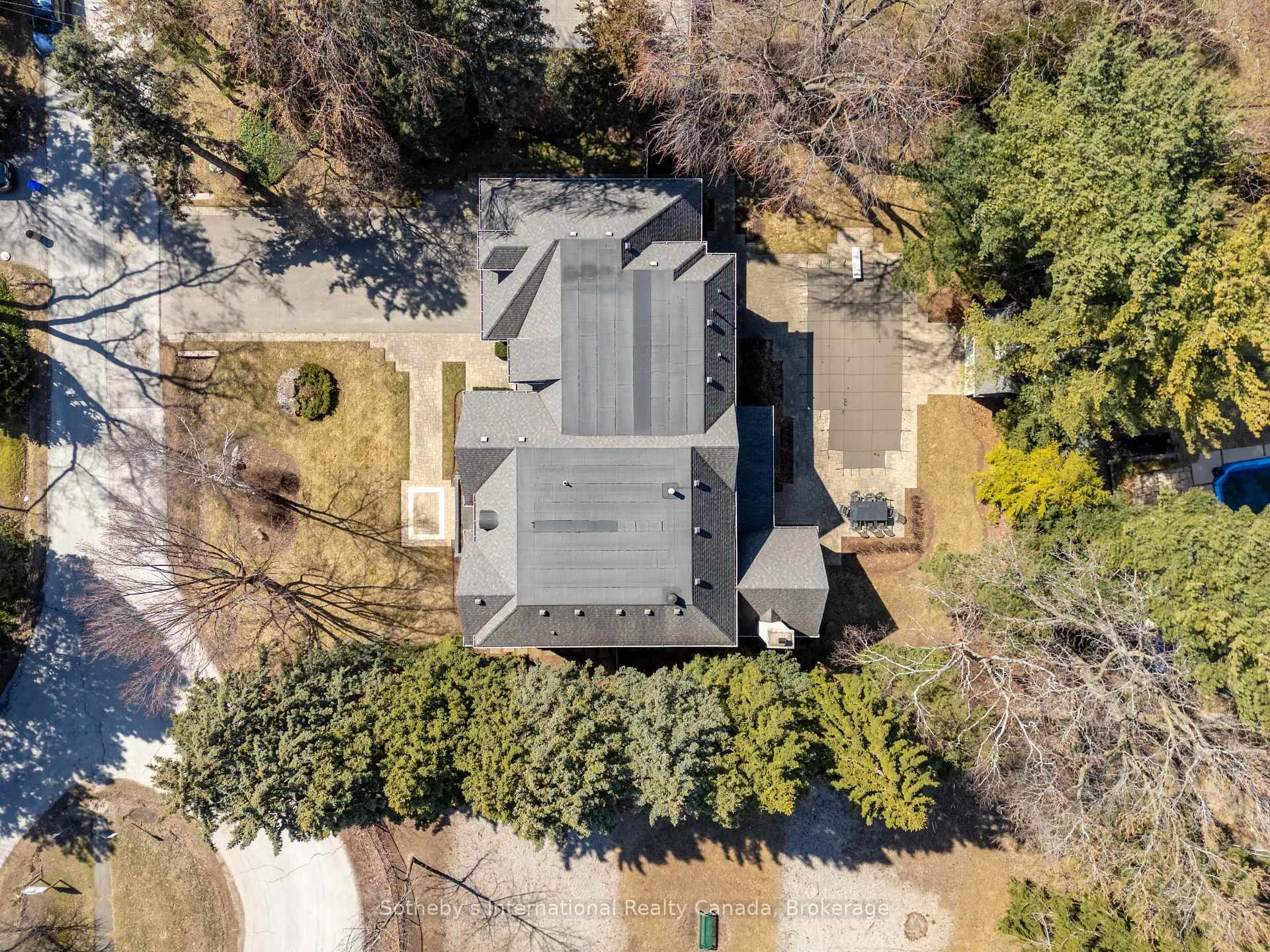 Photo 47 of 1259 Sprucelea Drive, Oakville, Morrison — HOMEH