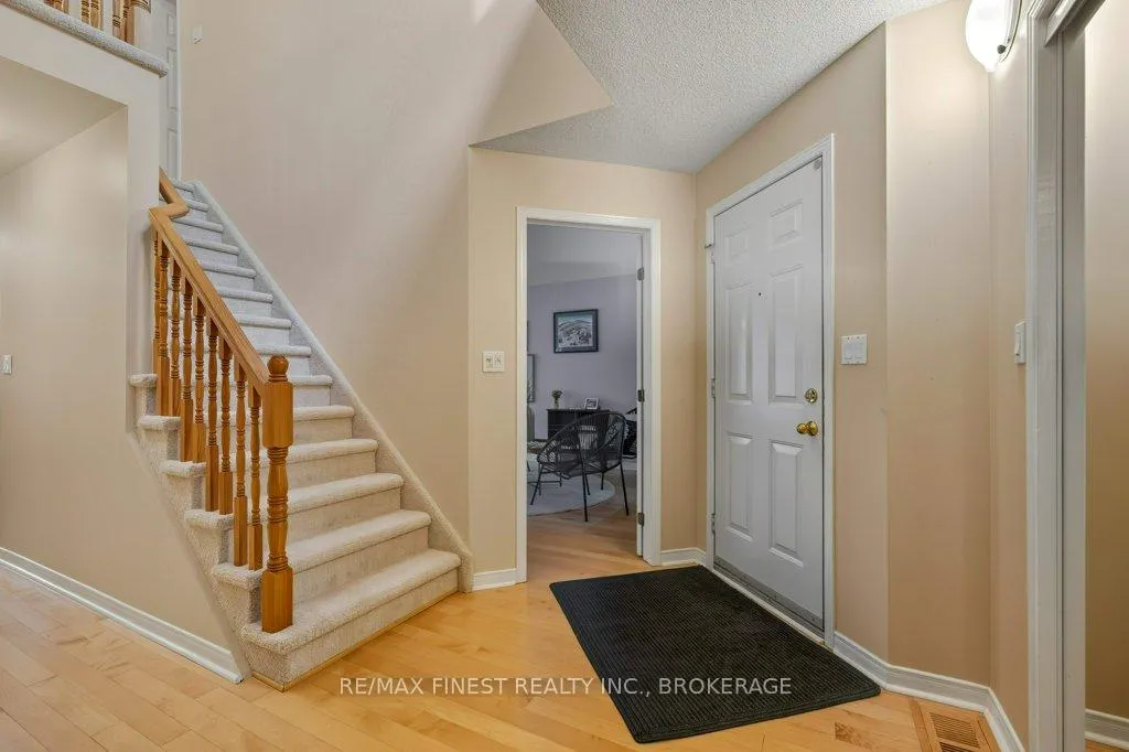 Photo 4 of 1104 Acadia Drive, Kingston, City Southwest — HOMEH