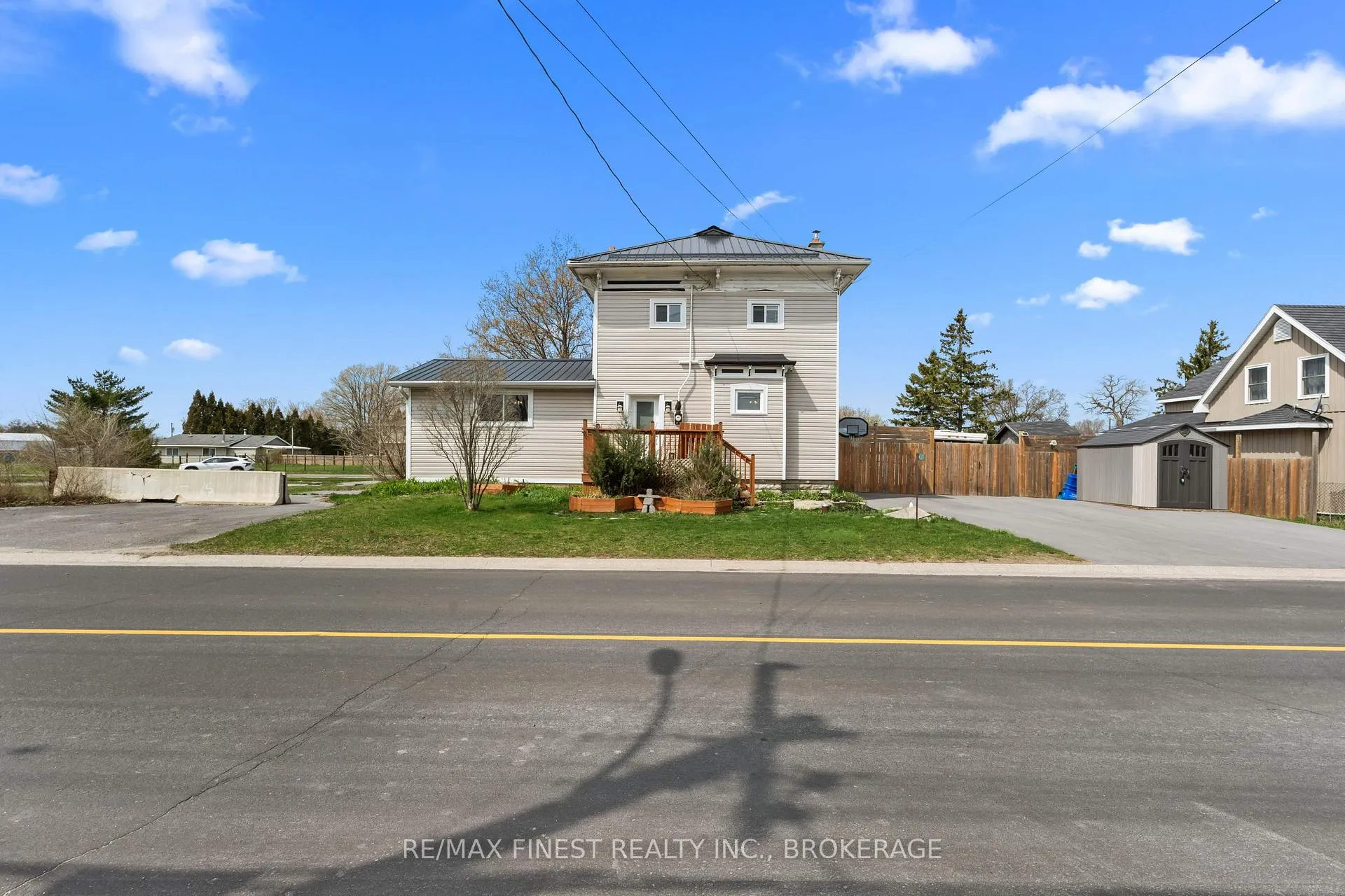 Photo 6 of 4309 Kingston Road, Frontenac, Frontenac South — HOMEH