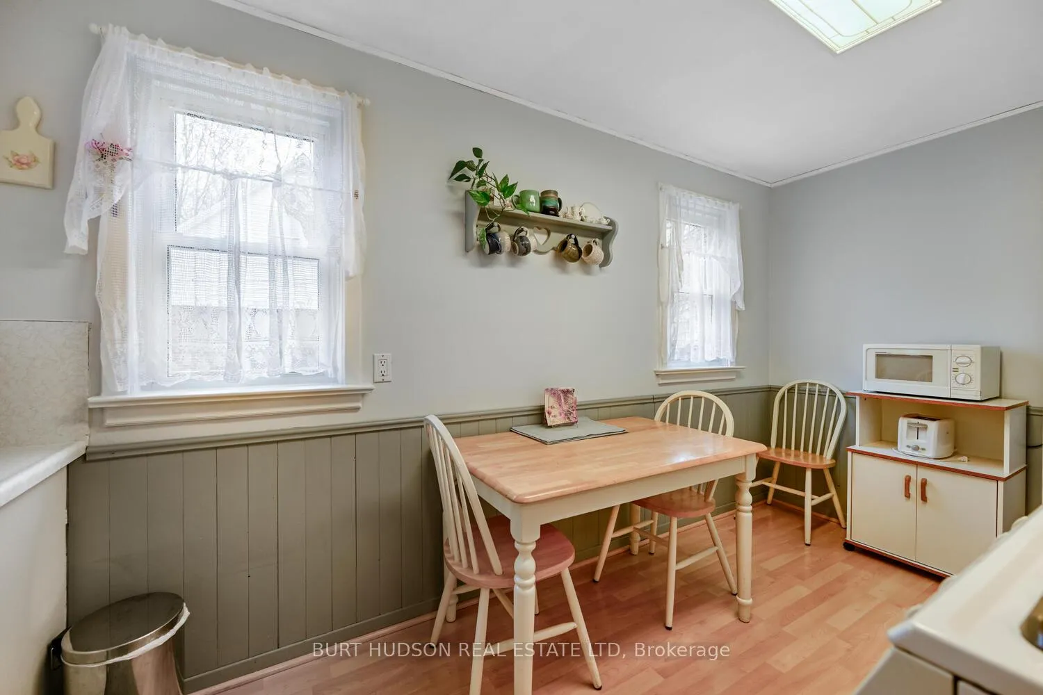 Photo 11 of 630 Hillside Drive, Gananoque — HOMEH
