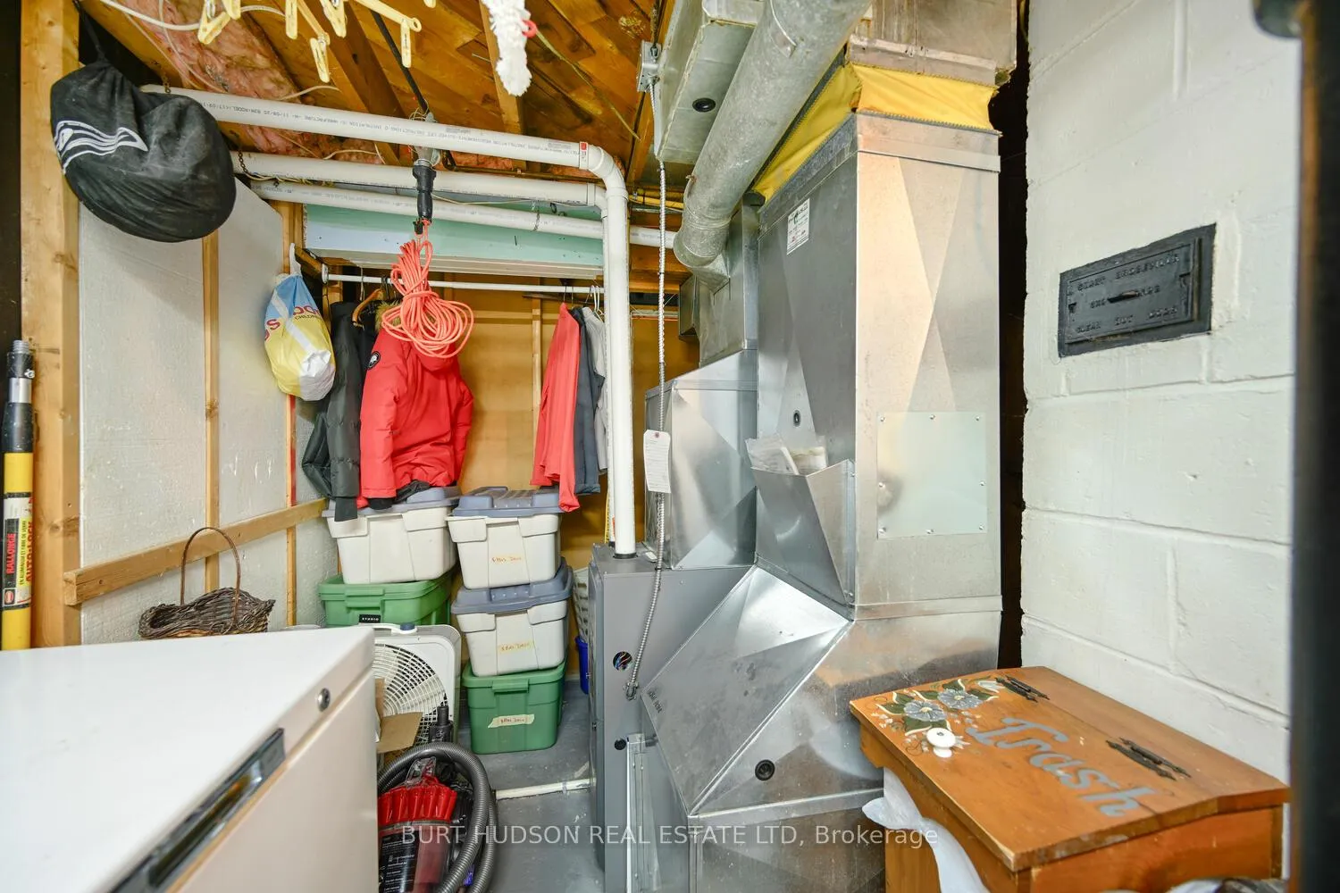 Photo 25 of 630 Hillside Drive, Gananoque — HOMEH