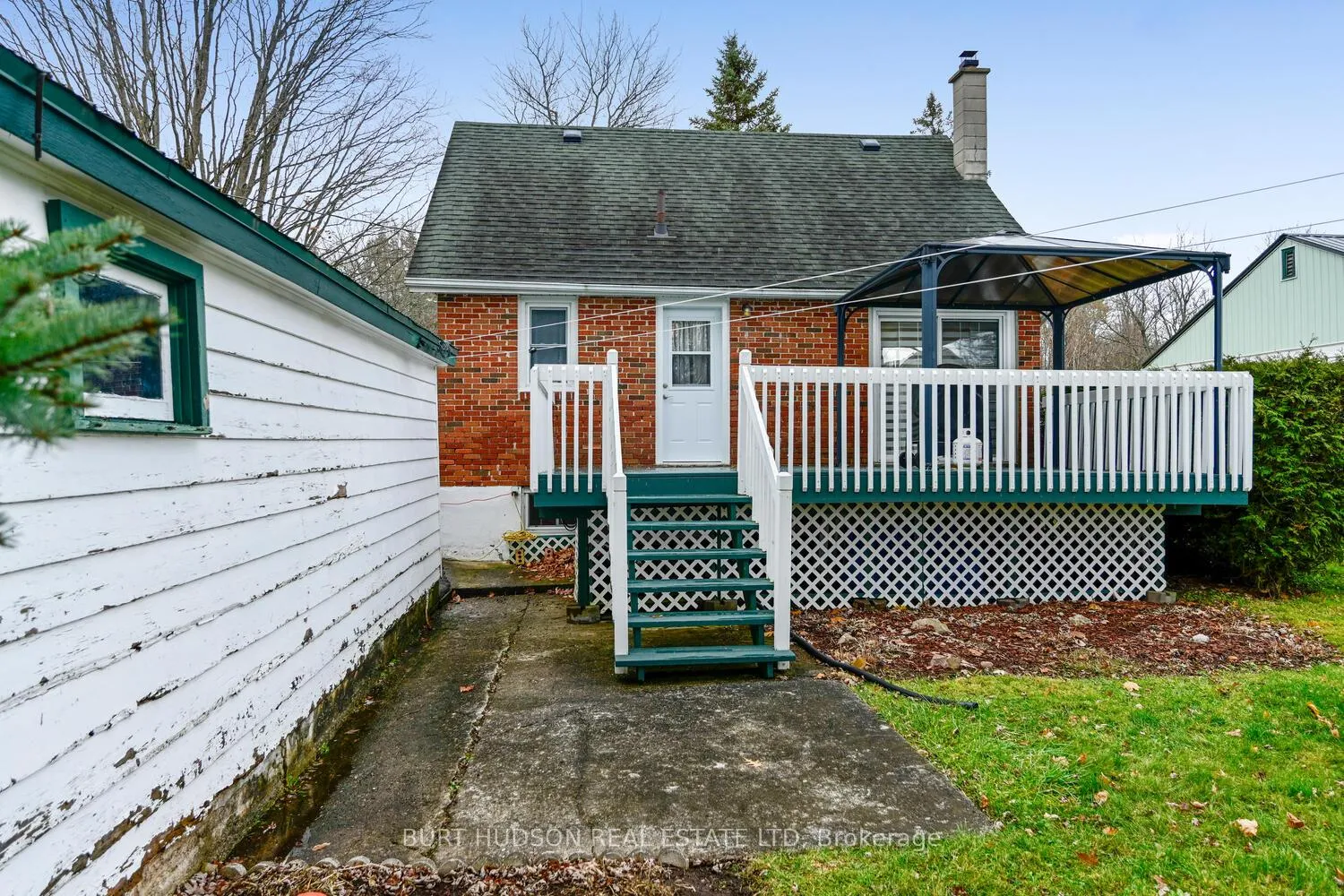 Photo 32 of 630 Hillside Drive, Gananoque — HOMEH