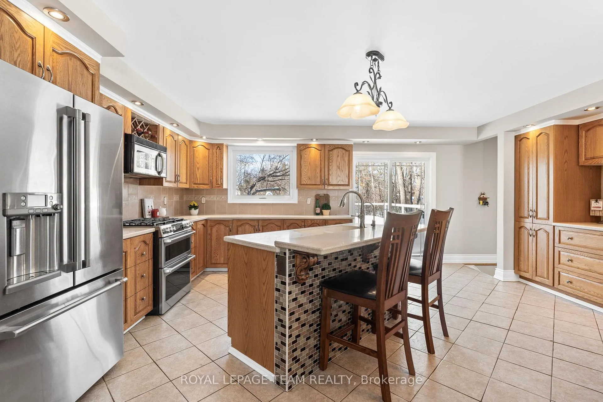 Photo 12 of 1501 Mayrene Crescent, Ottawa, Greely — HOMEH