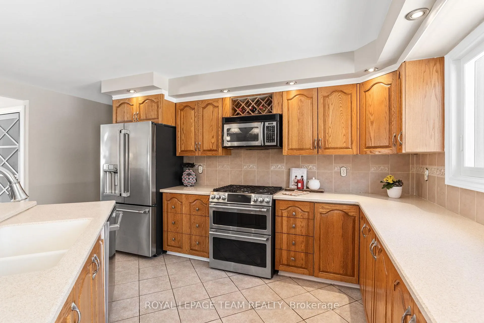 Photo 14 of 1501 Mayrene Crescent, Ottawa, Greely — HOMEH
