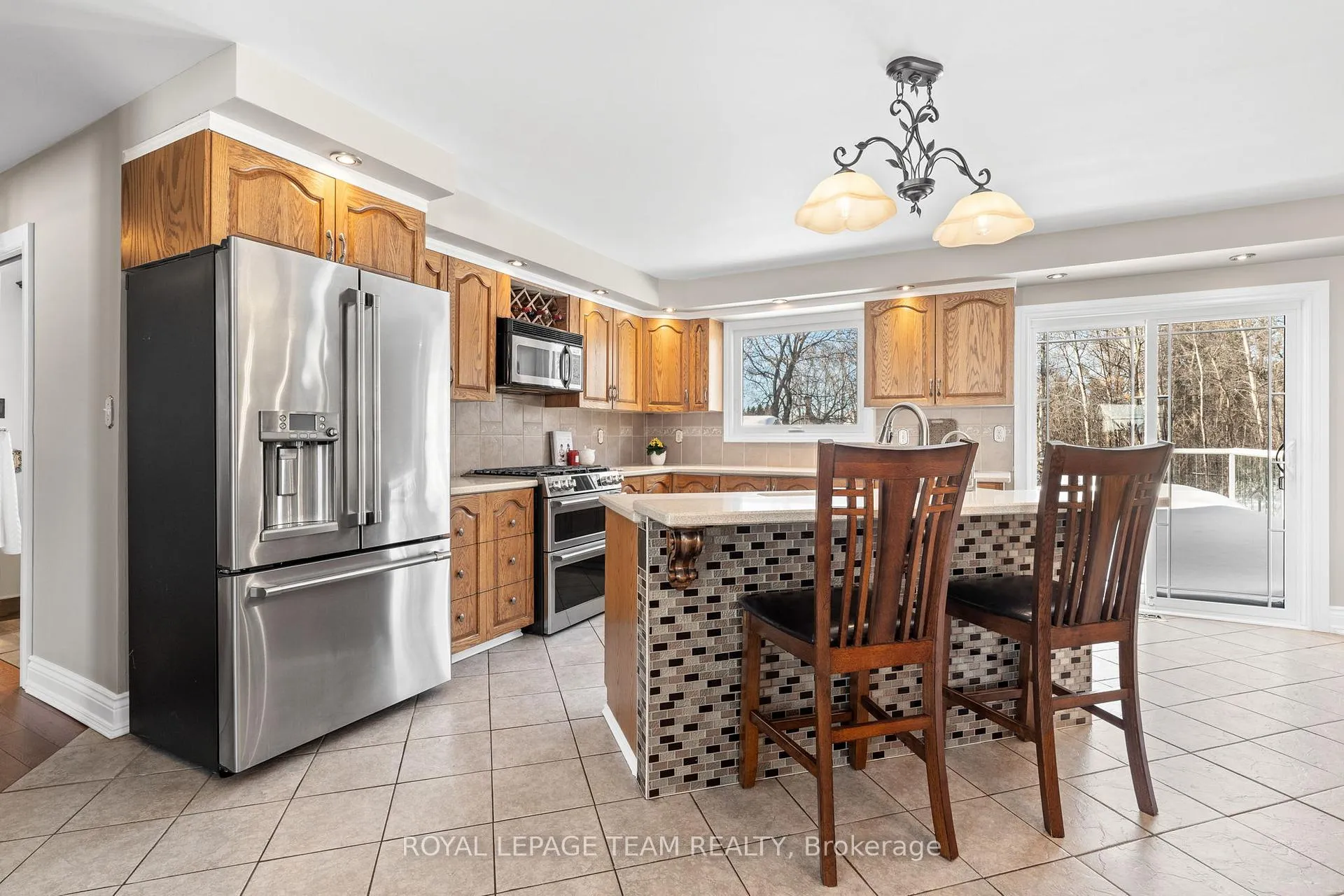 Photo 17 of 1501 Mayrene Crescent, Ottawa, Greely — HOMEH