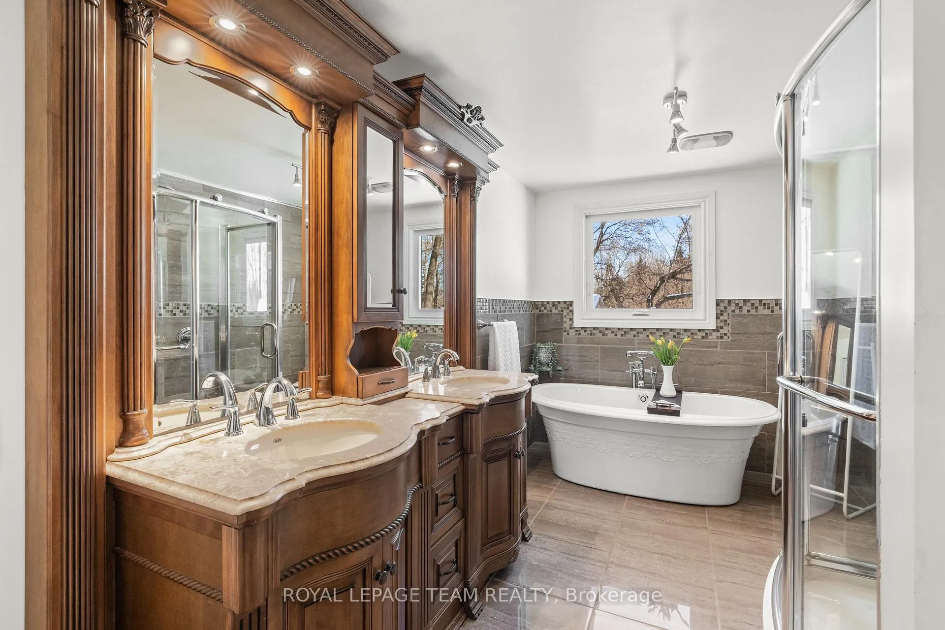 Photo 35 of 1501 Mayrene Crescent, Ottawa, Greely — HOMEH