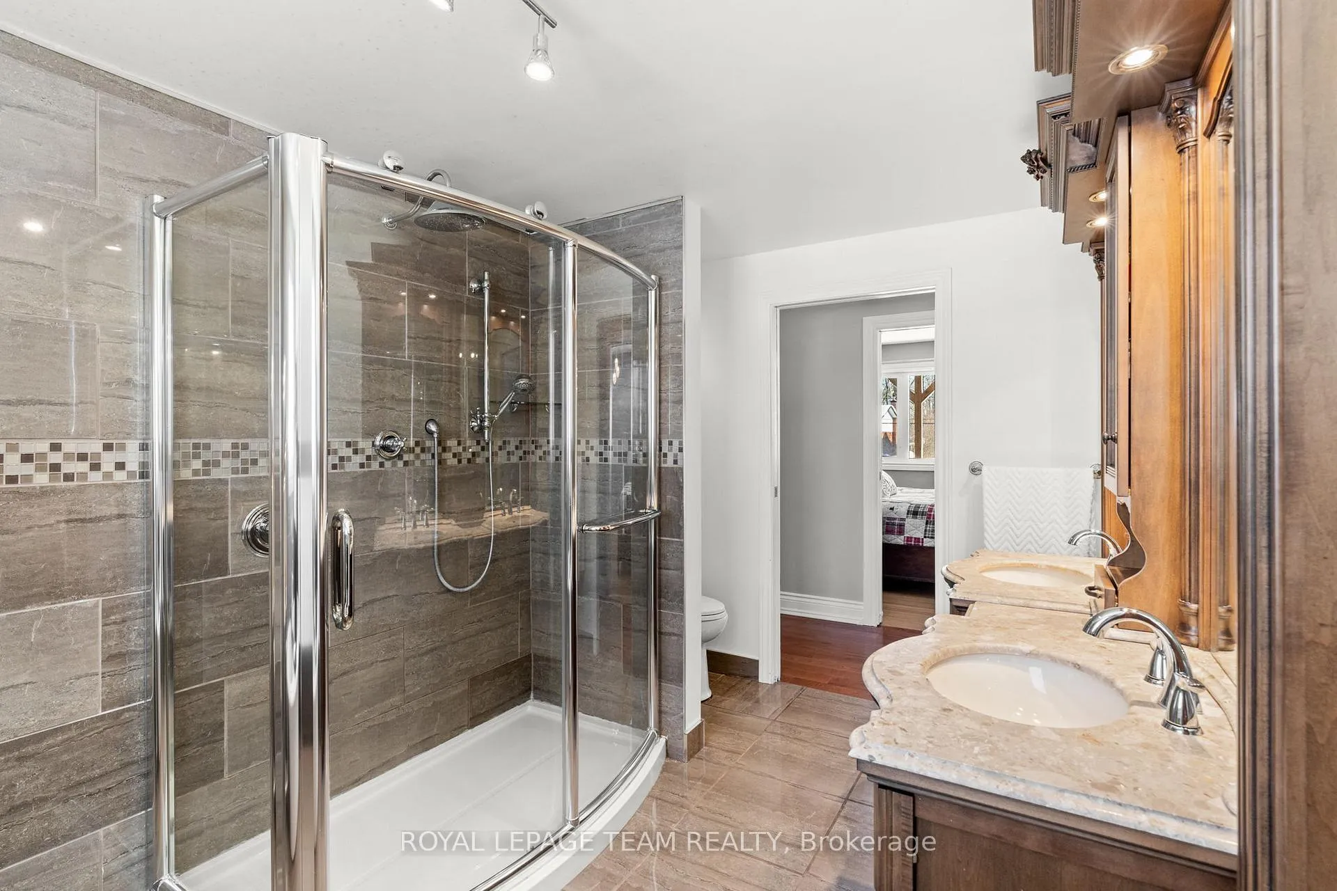 Photo 36 of 1501 Mayrene Crescent, Ottawa, Greely — HOMEH