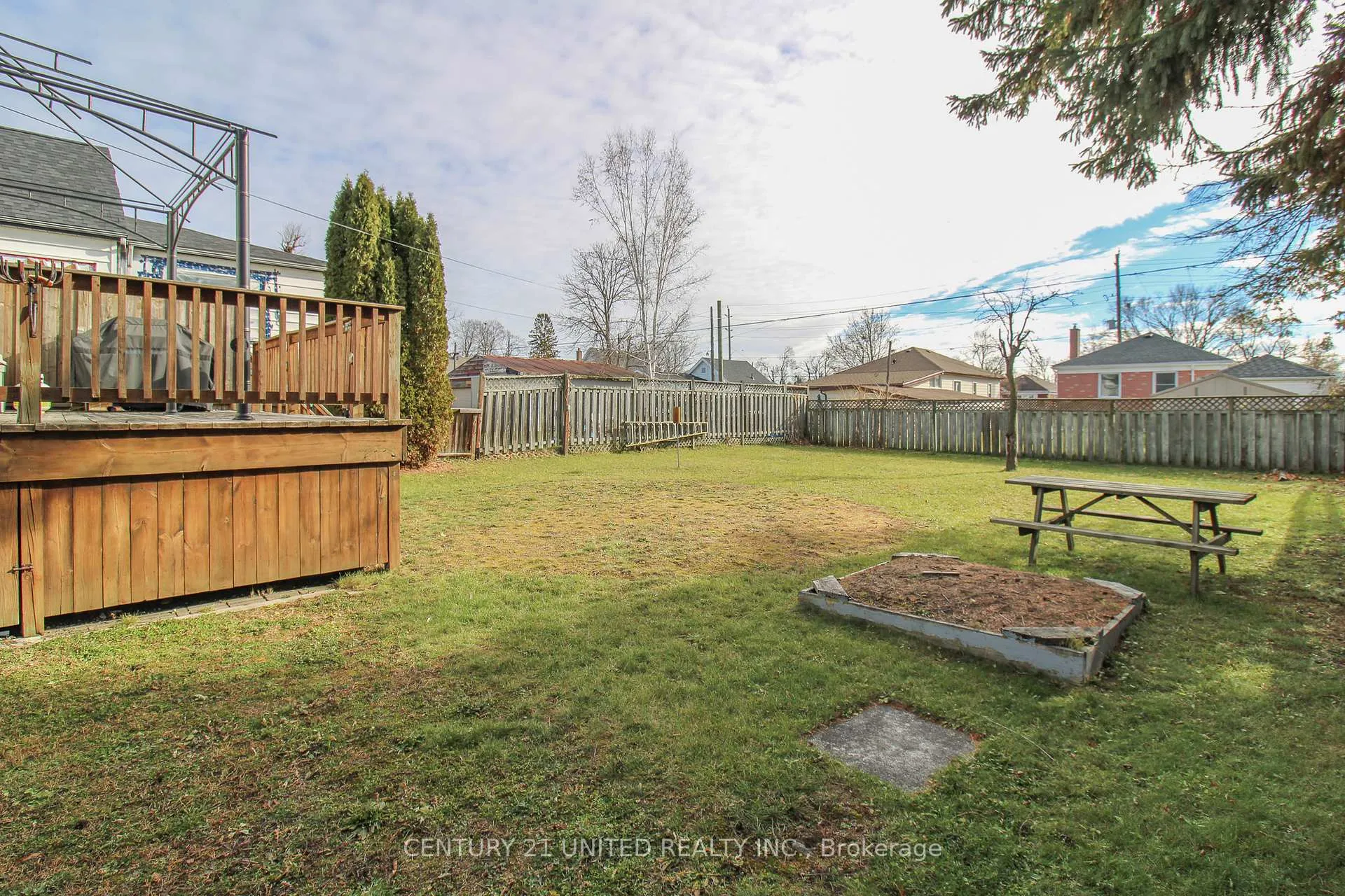 Photo 5 of 677 Orpington Road, Peterborough, Otonabee Ward 1 — HOMEH