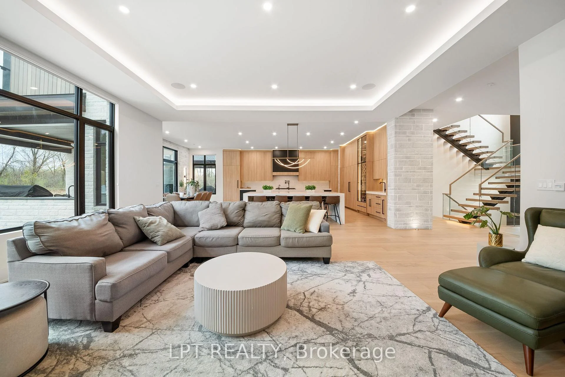 Photo 10 of 4508 Caballero Avenue, Ottawa, Manotick East to Manotick Station — HOMEH