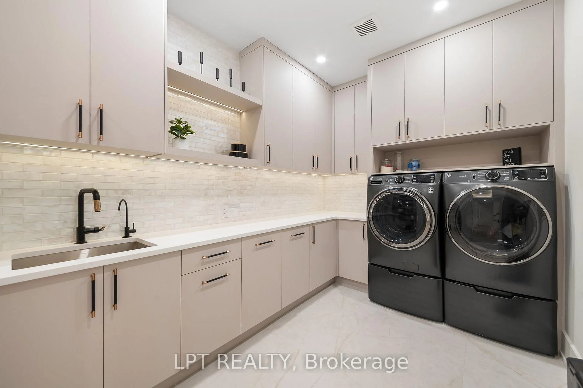Photo 23 of 4508 Caballero Avenue, Ottawa, Manotick East to Manotick Station — HOMEH