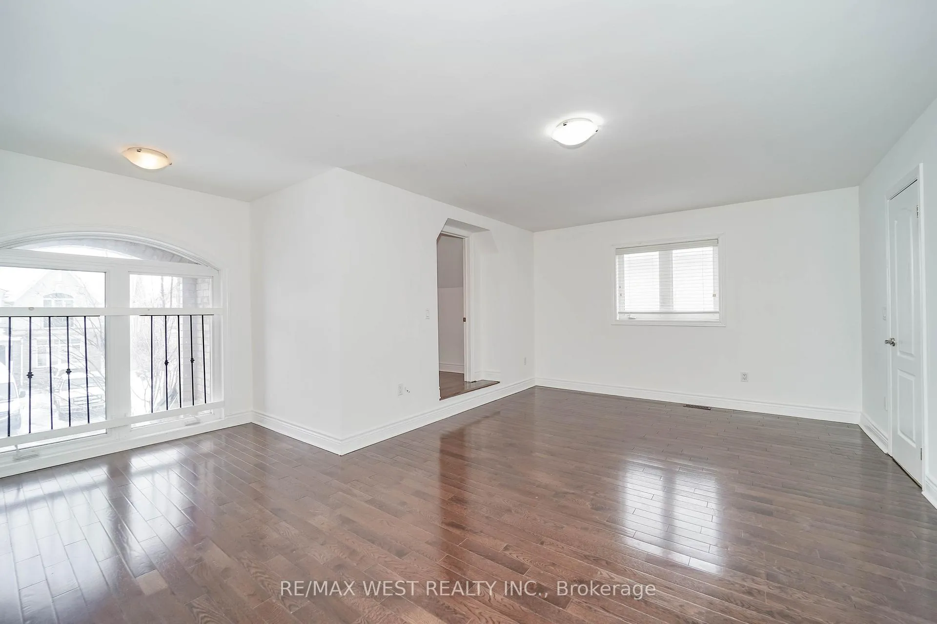 Photo 15 of 23 Vespahills Crescent, Brampton, Bram East — HOMEH