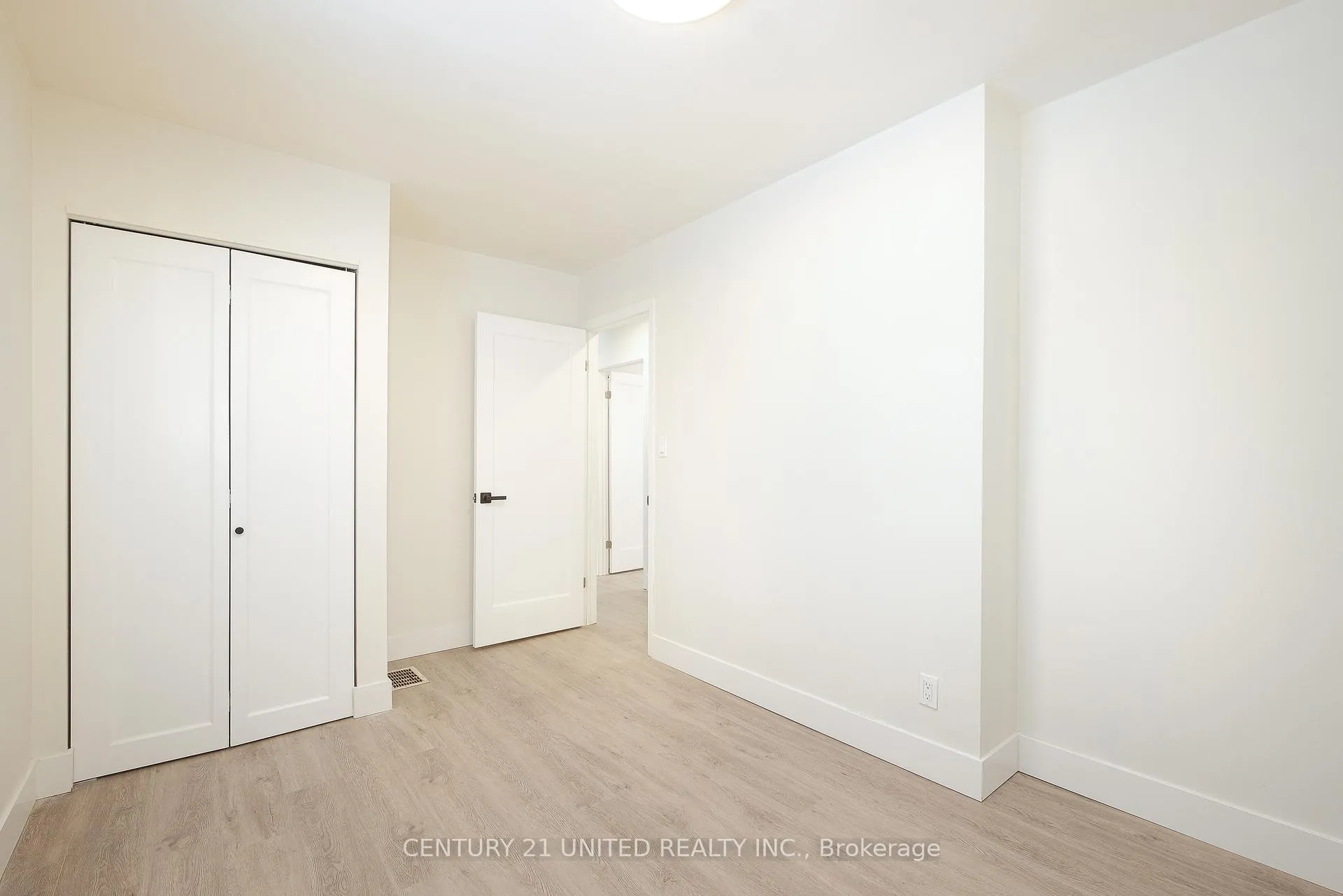 Photo 13 of 816 Stocker Road, Peterborough, Otonabee Ward 1 — HOMEH