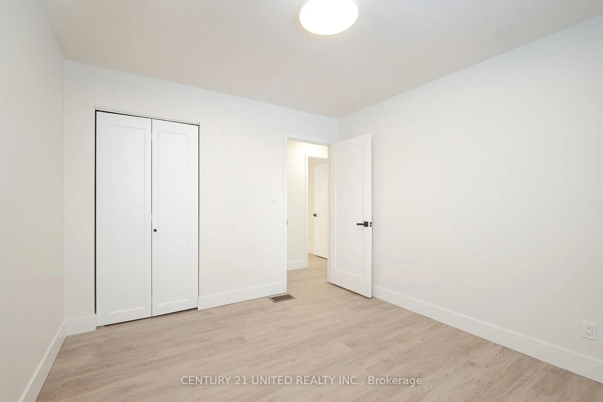 Photo 15 of 816 Stocker Road, Peterborough, Otonabee Ward 1 — HOMEH
