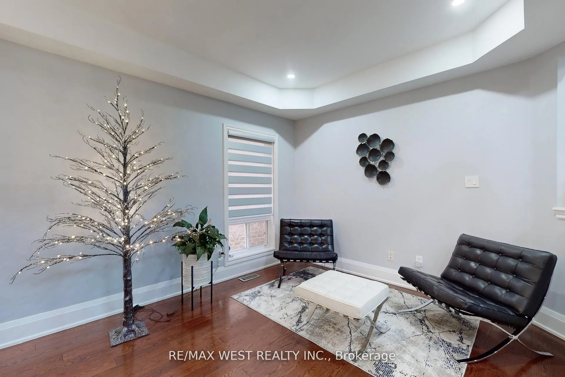 Photo 6 of 601 Sunbird Trail, Pickering, Amberlea — HOMEH