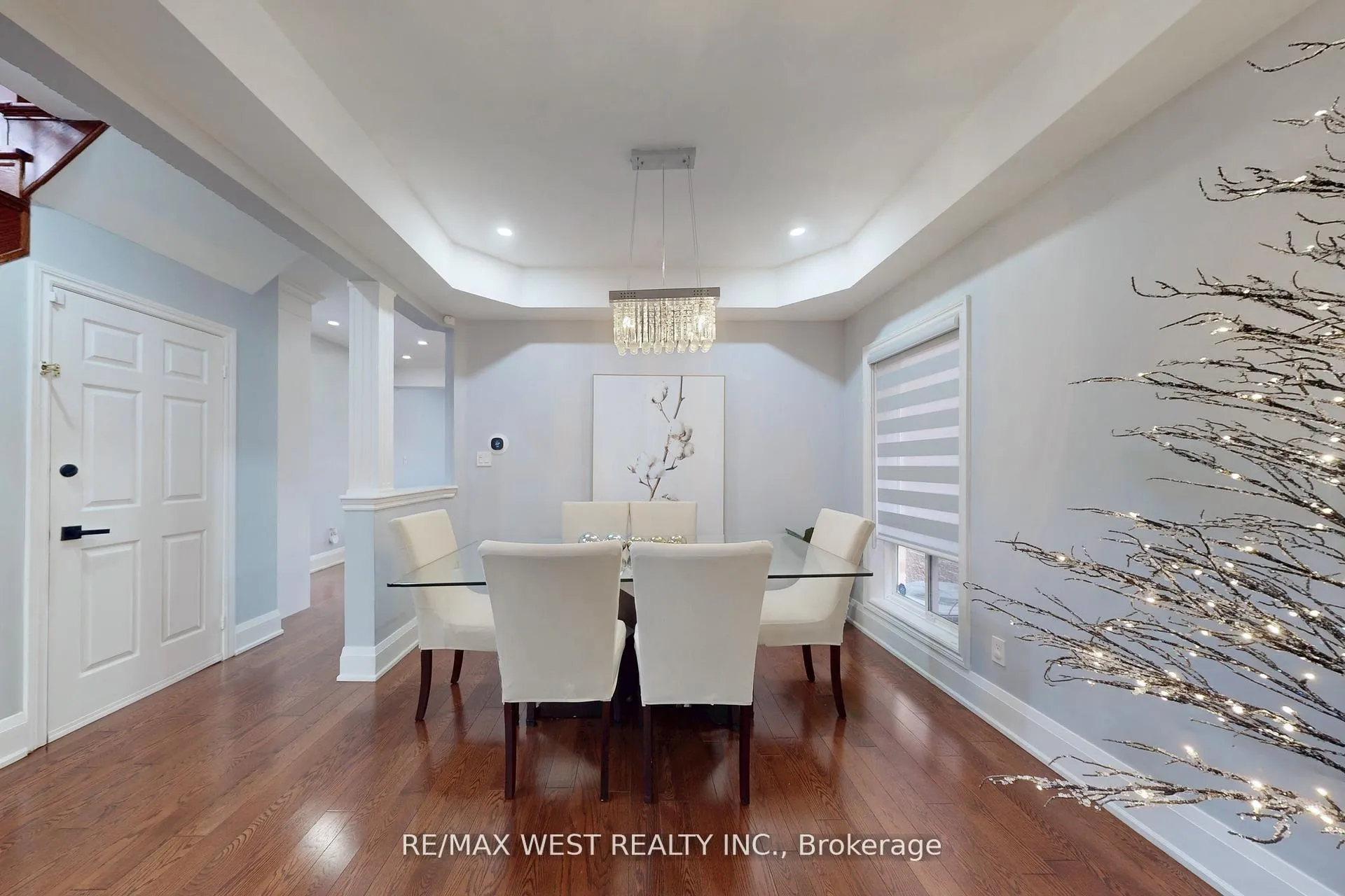 Photo 8 of 601 Sunbird Trail, Pickering, Amberlea — HOMEH