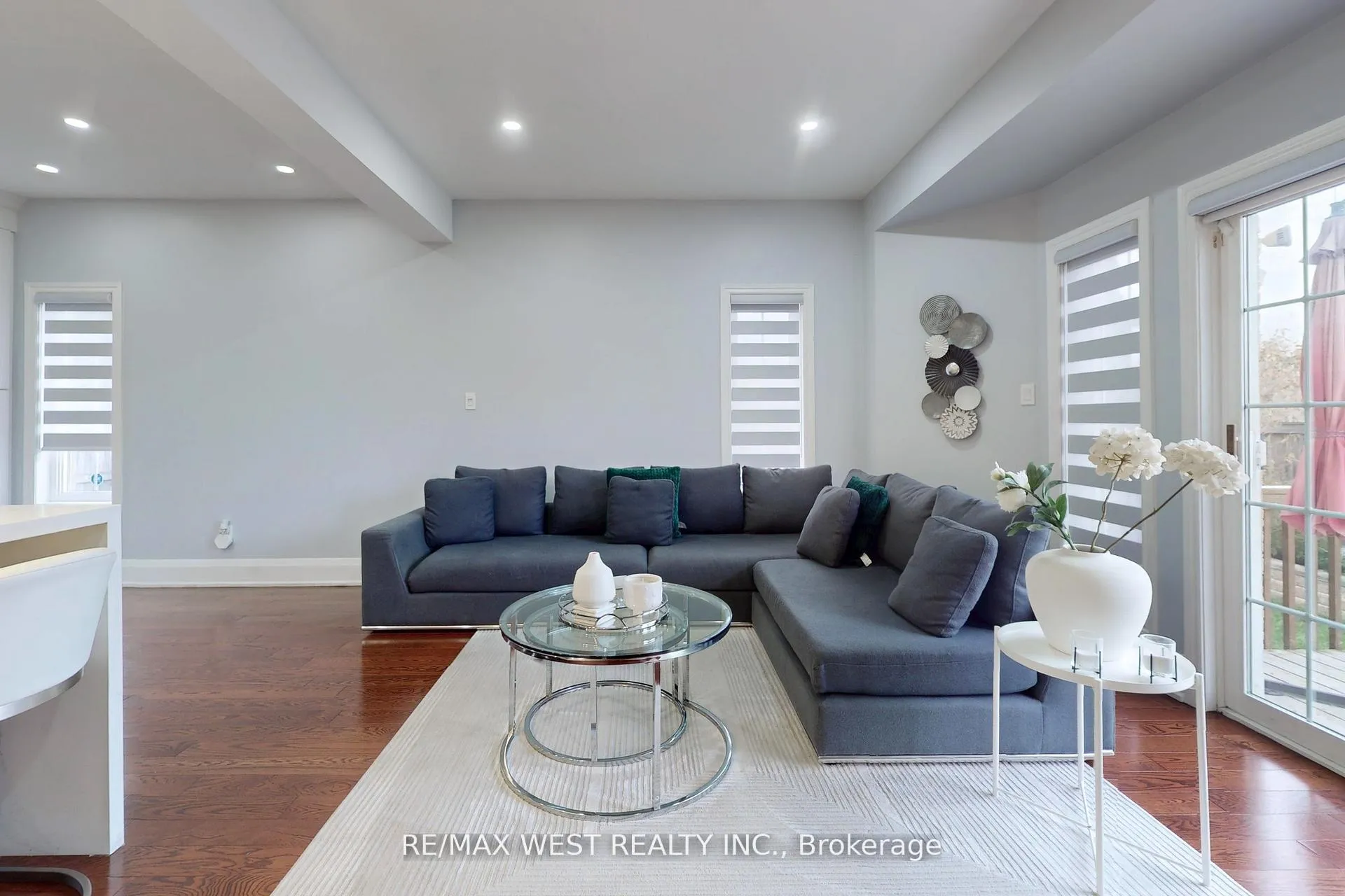 Photo 11 of 601 Sunbird Trail, Pickering, Amberlea — HOMEH