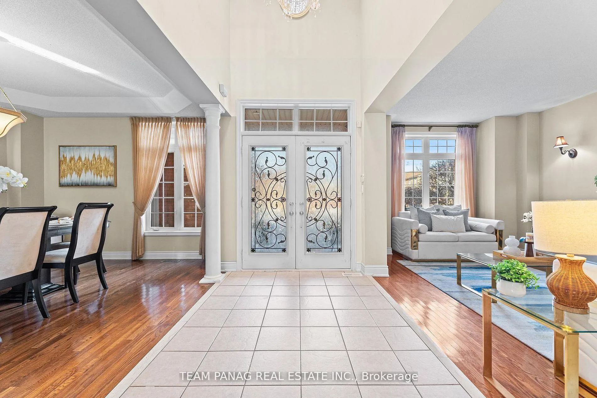 Photo 6 of 12 Concorde Drive, Brampton, Vales of Castlemore North — HOMEH