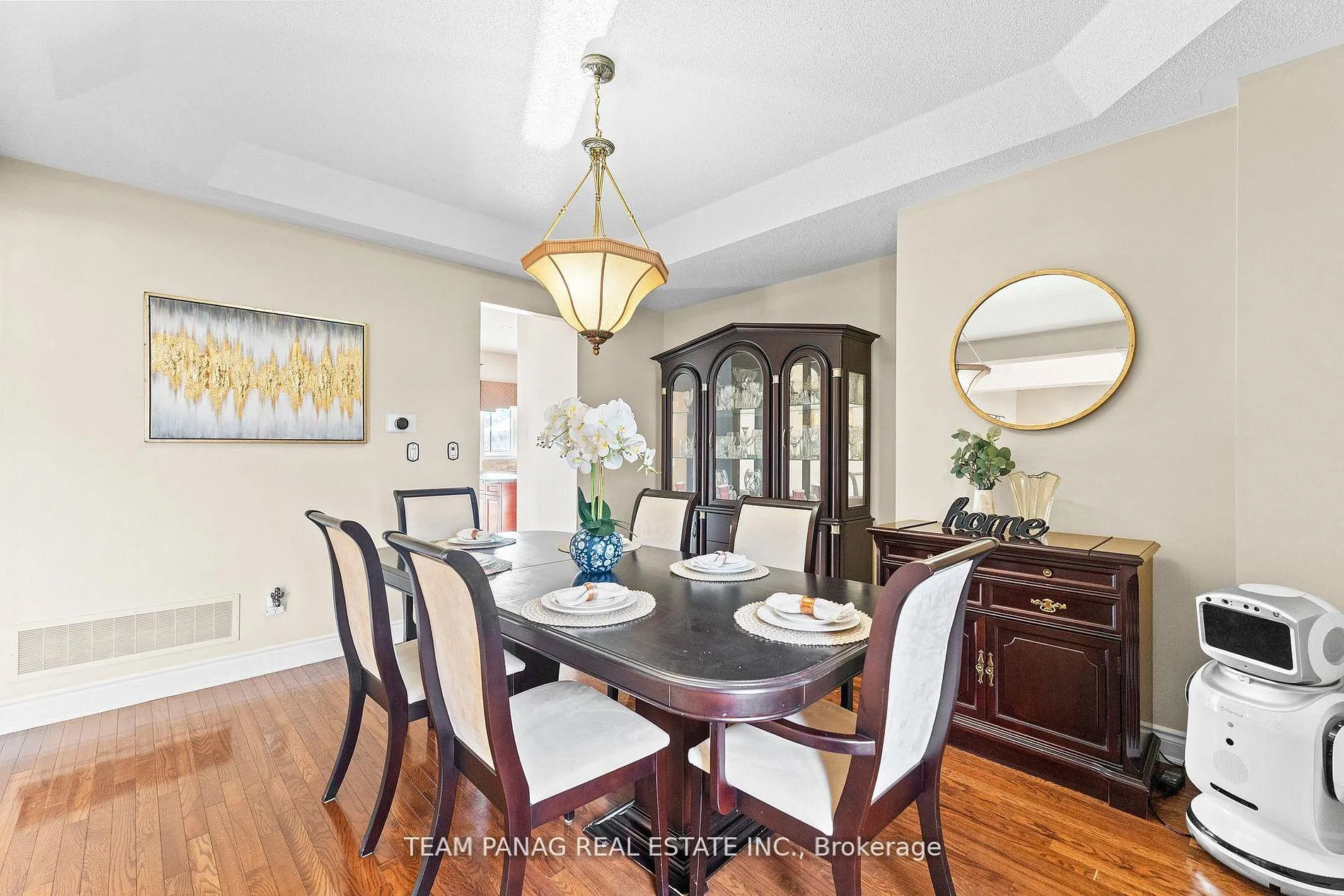 Photo 11 of 12 Concorde Drive, Brampton, Vales of Castlemore North — HOMEH