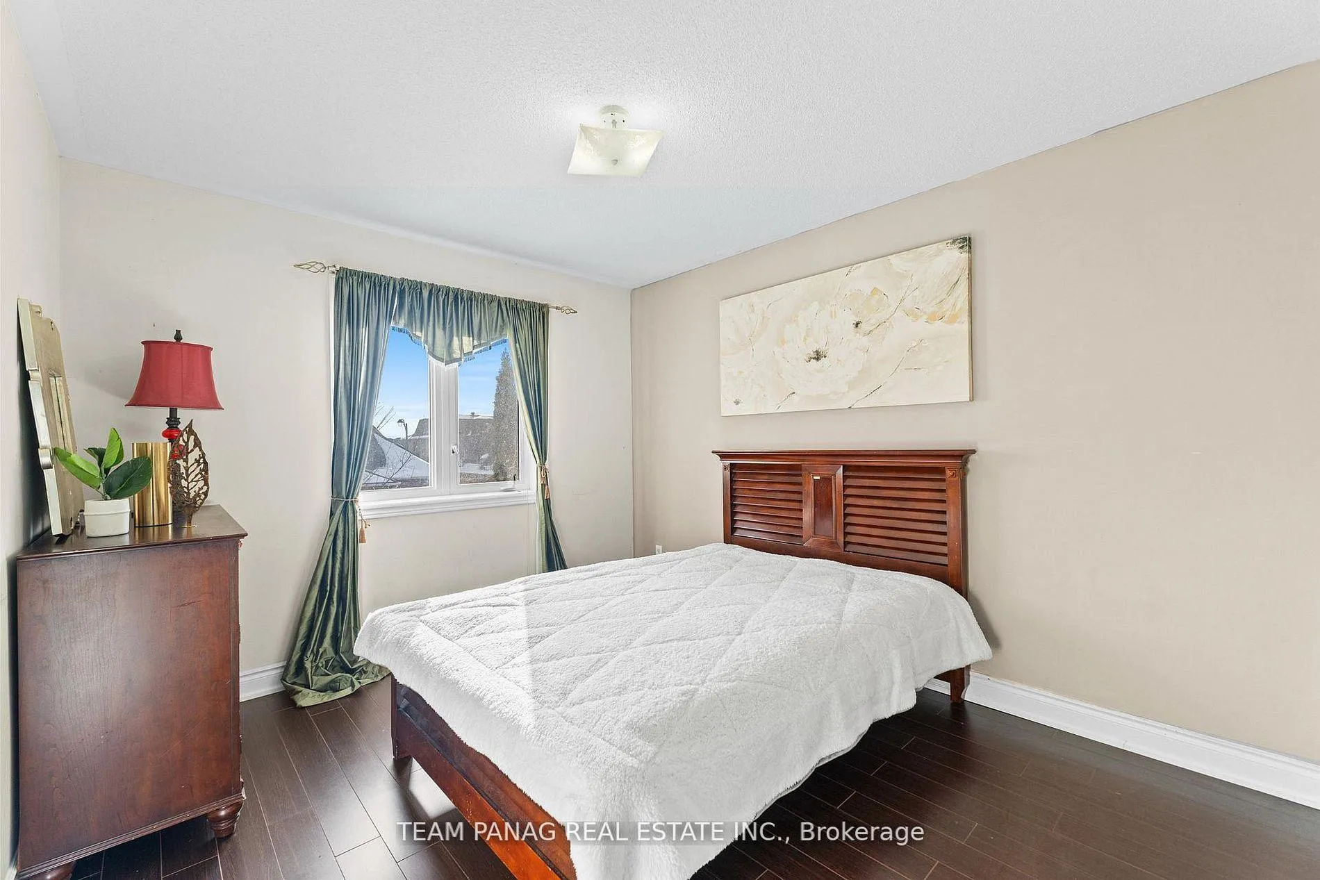 Photo 33 of 12 Concorde Drive, Brampton, Vales of Castlemore North — HOMEH