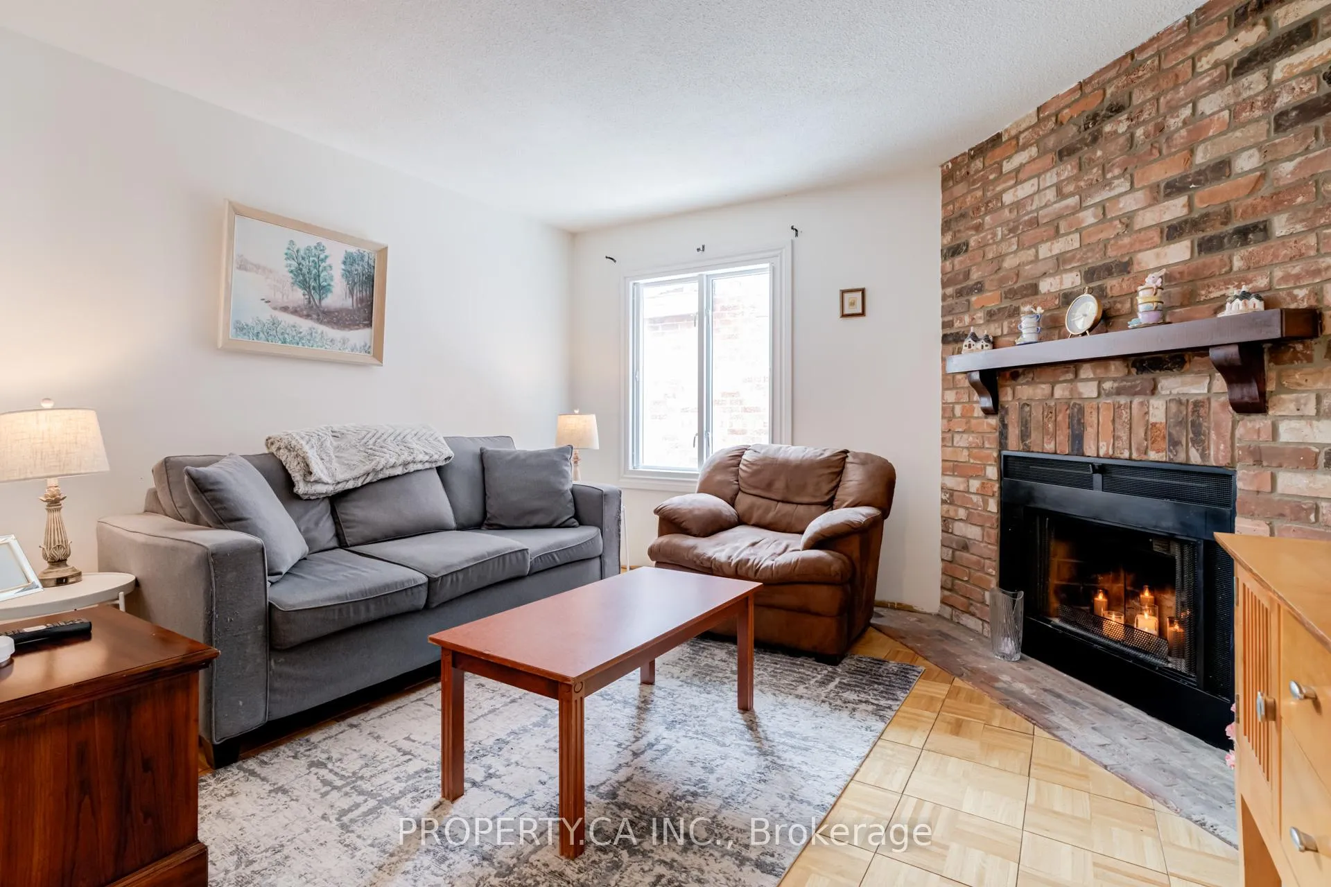 Photo 5 of 42 Wildercroft Avenue, Brampton, Brampton North — HOMEH
