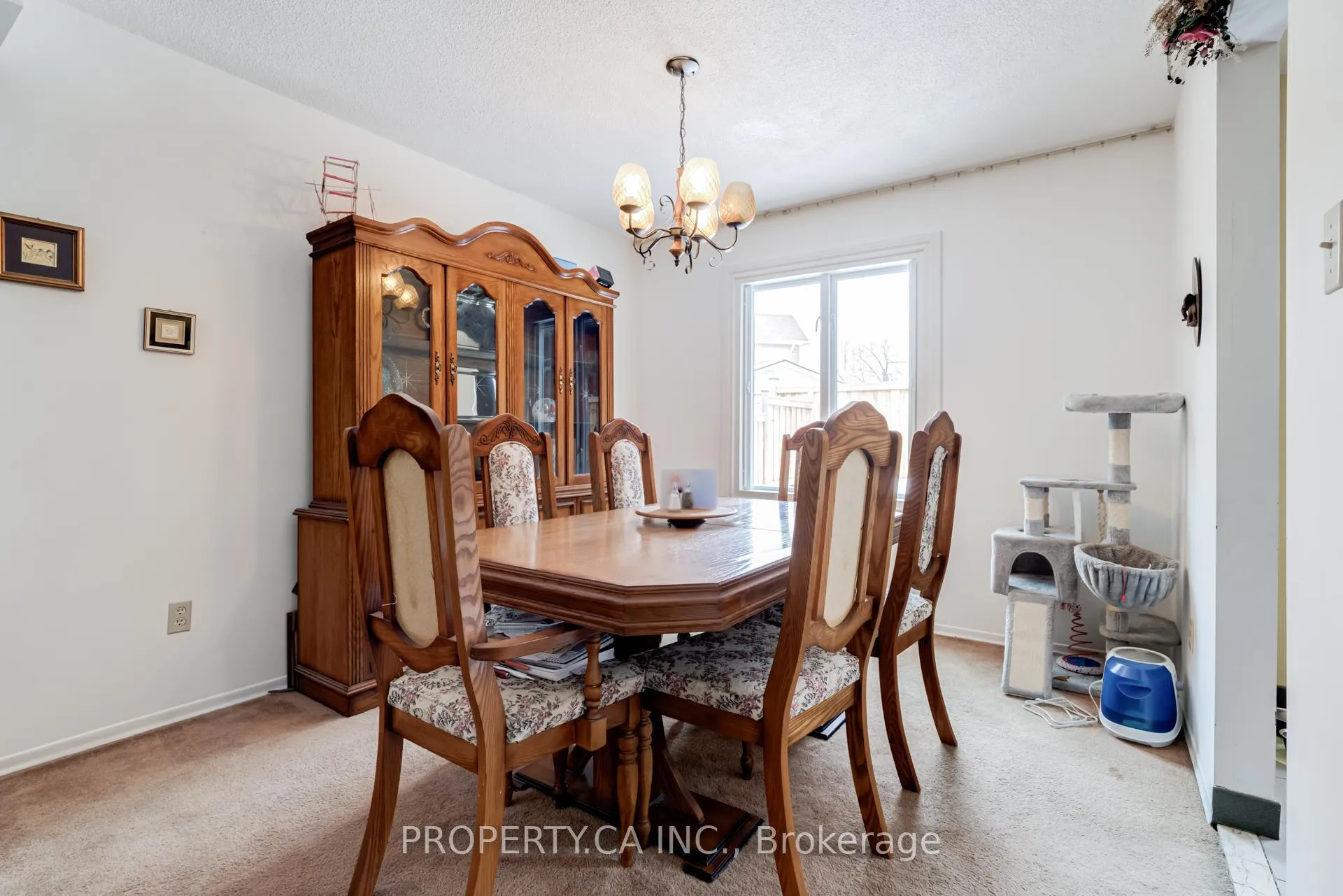 Photo 9 of 42 Wildercroft Avenue, Brampton, Brampton North — HOMEH