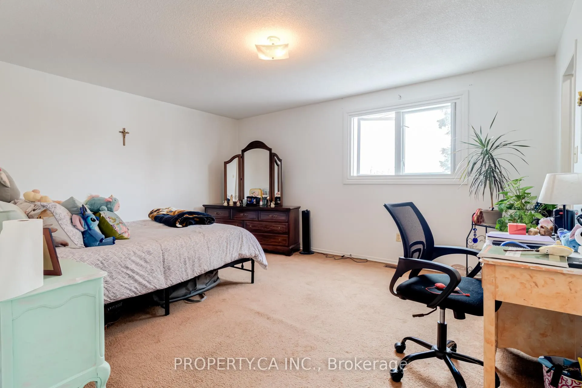 Photo 15 of 42 Wildercroft Avenue, Brampton, Brampton North — HOMEH