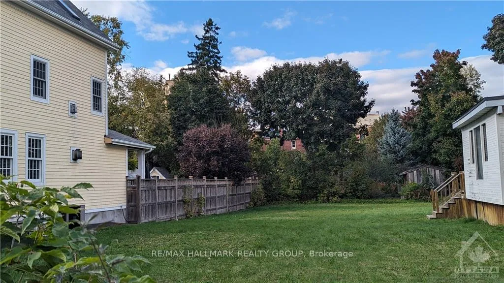 Photo 5 of 67 Springhurst Avenue, Ottawa, Ottawa East — HOMEH