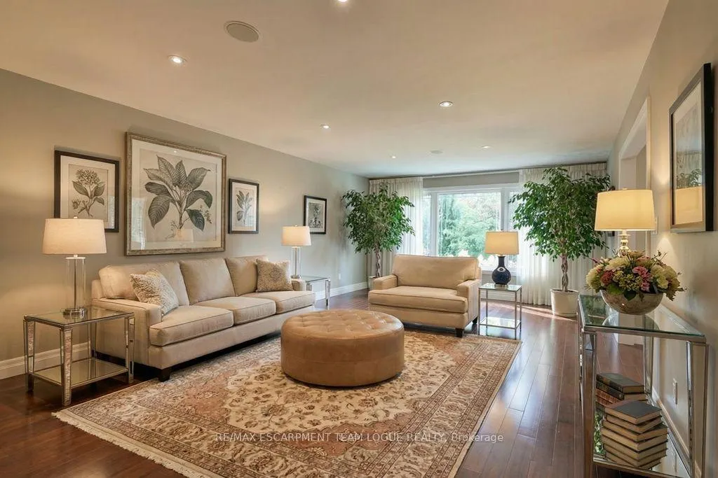 Photo 6 of 1179 Havendale Boulevard, Burlington, Tyandaga — HOMEH