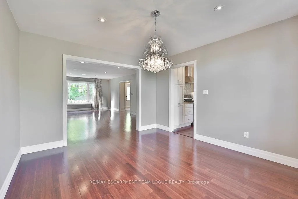 Photo 8 of 1179 Havendale Boulevard, Burlington, Tyandaga — HOMEH