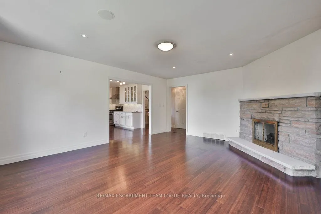 Photo 15 of 1179 Havendale Boulevard, Burlington, Tyandaga — HOMEH