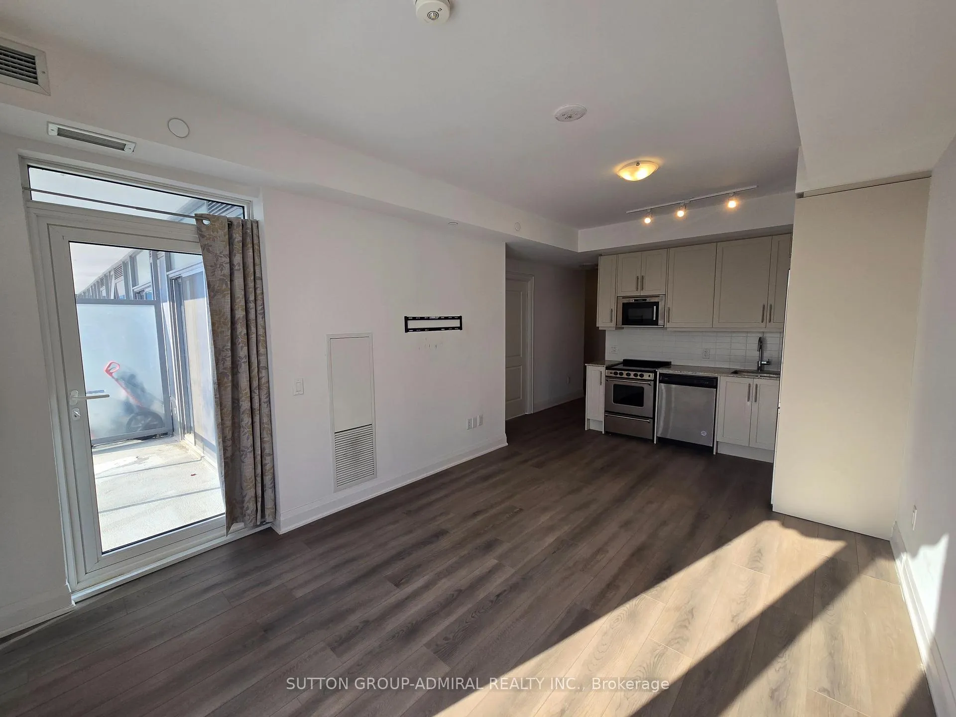 Photo 7 of Unit 1504, 20 Gatineau Drive, Vaughan, Beverley Glen — HOMEH