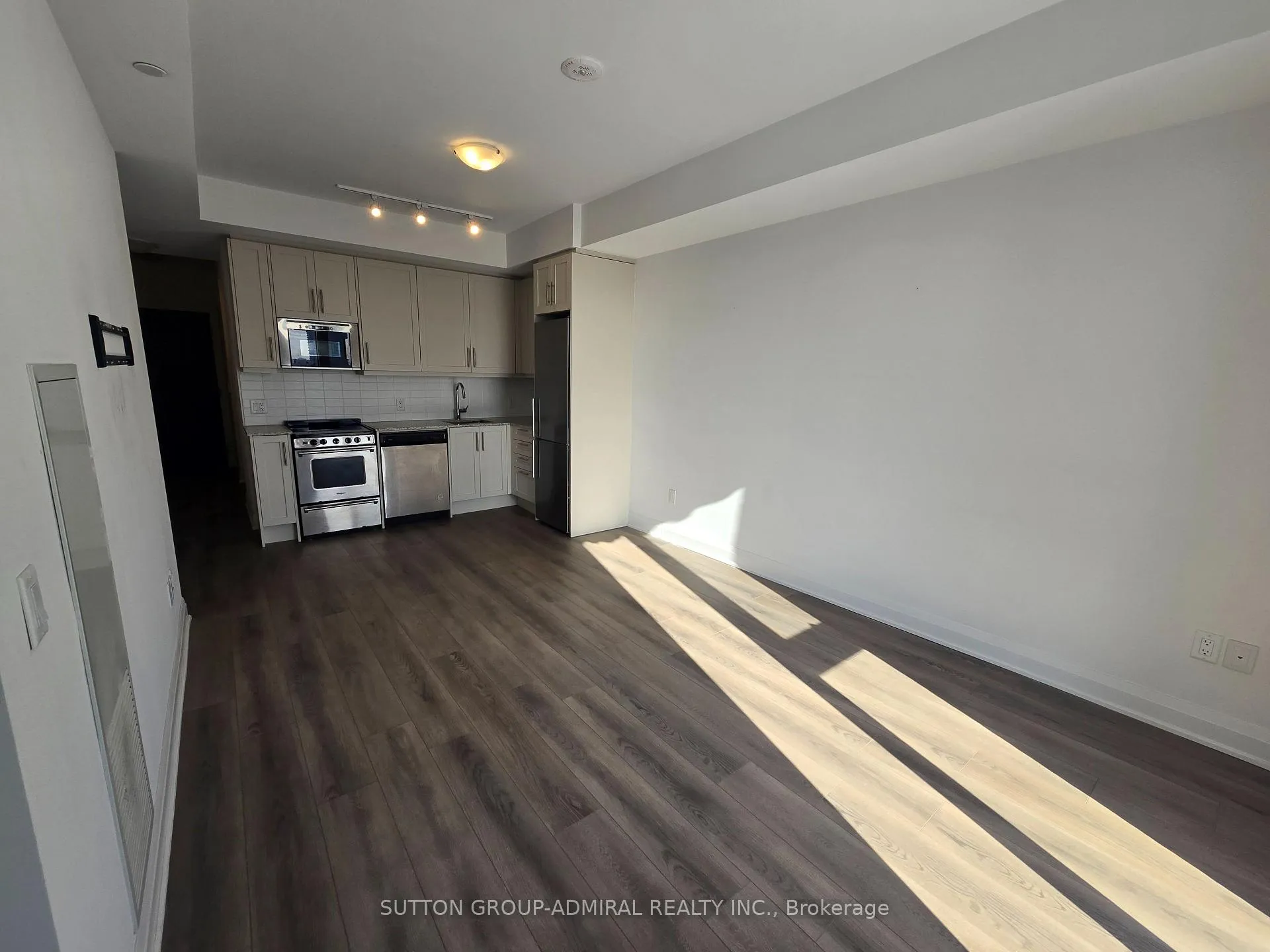 Photo 13 of Unit 1504, 20 Gatineau Drive, Vaughan, Beverley Glen — HOMEH