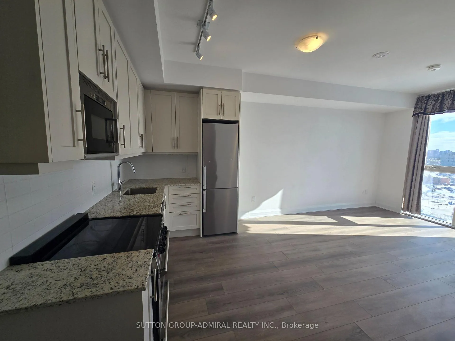 Photo 15 of Unit 1504, 20 Gatineau Drive, Vaughan, Beverley Glen — HOMEH