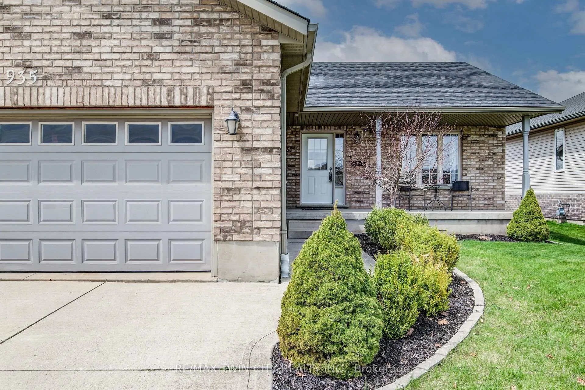 Photo 3 of 935 Baker Street S, North Perth, Listowel — HOMEH