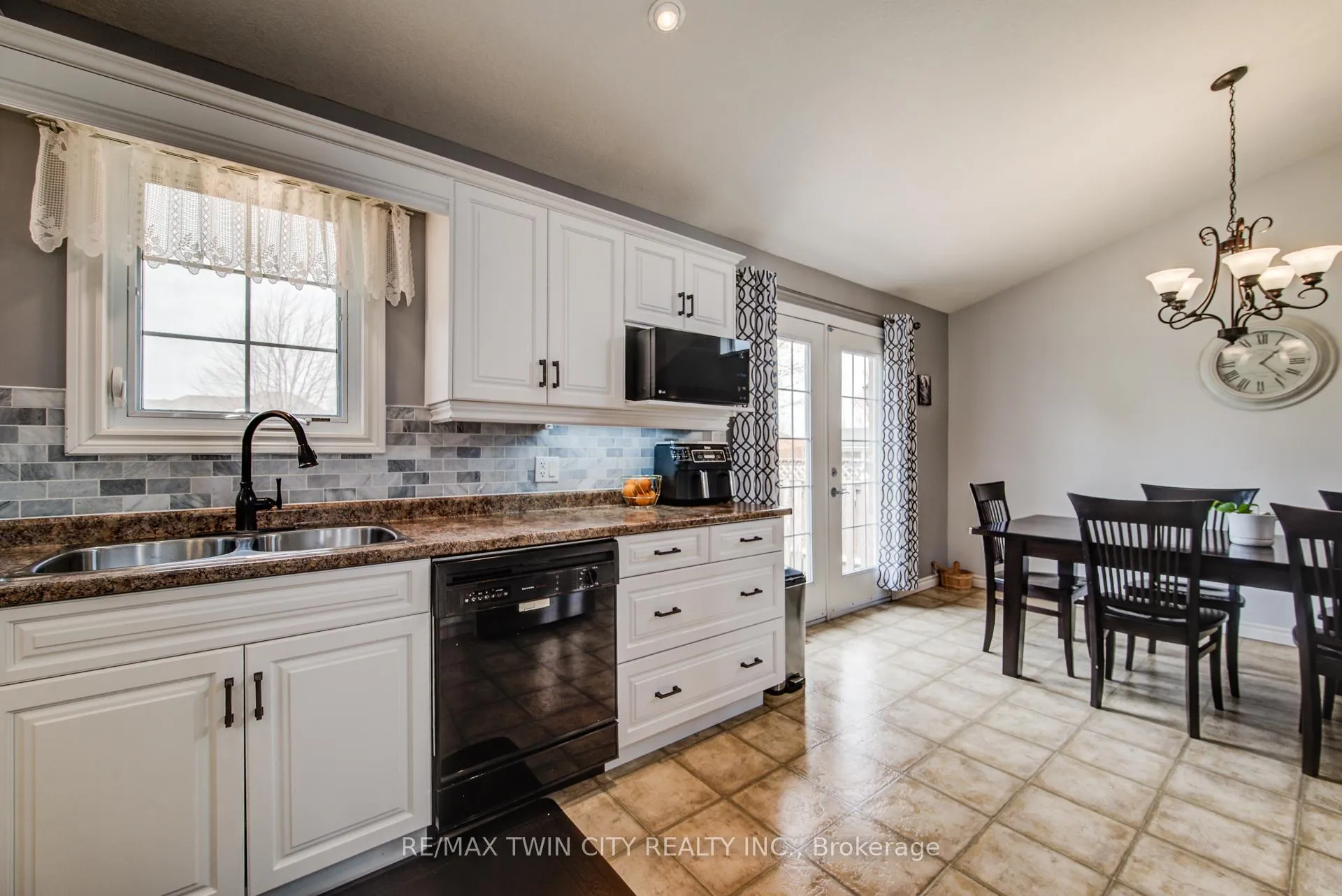 Photo 21 of 935 Baker Street S, North Perth, Listowel — HOMEH
