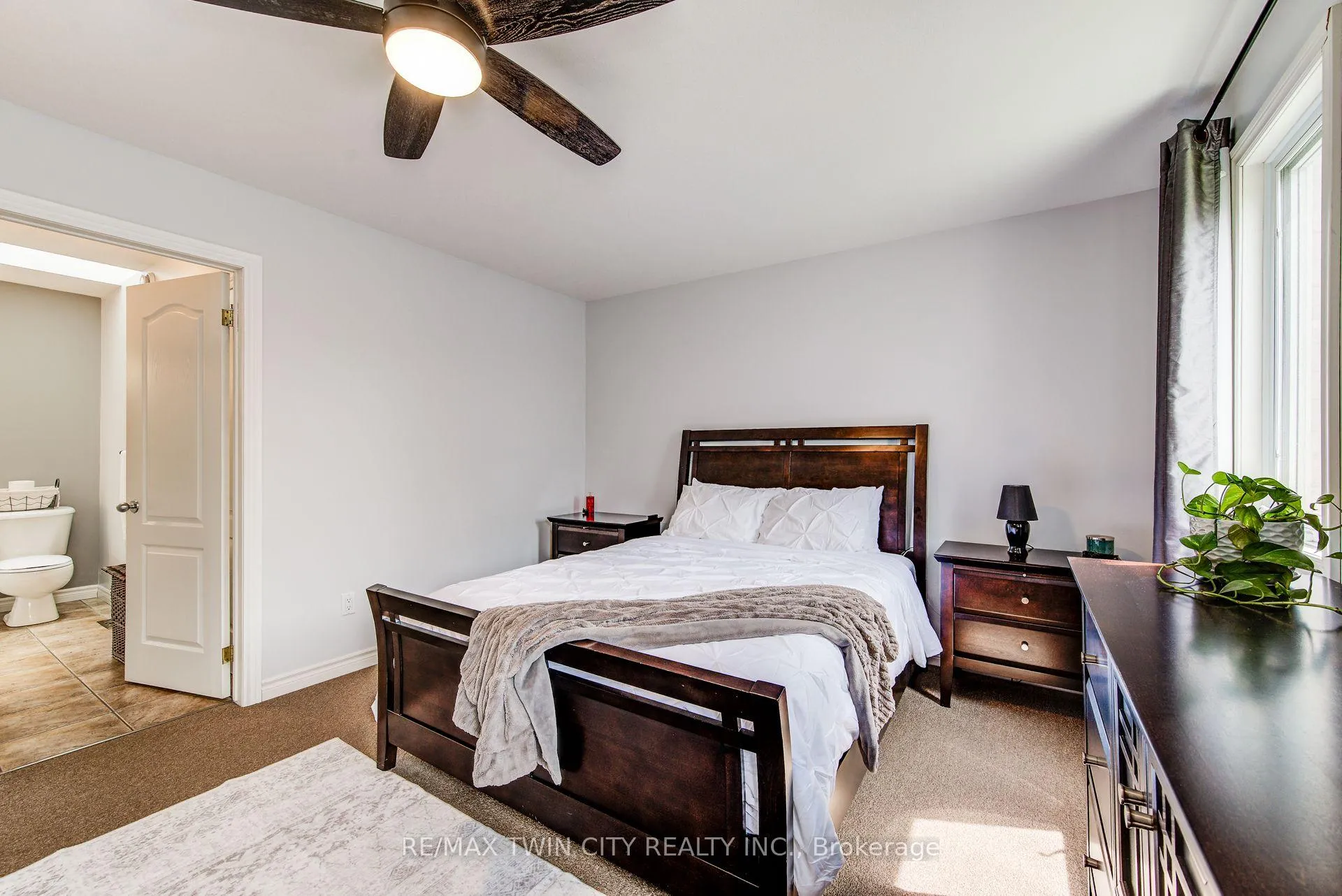 Photo 27 of 935 Baker Street S, North Perth, Listowel — HOMEH