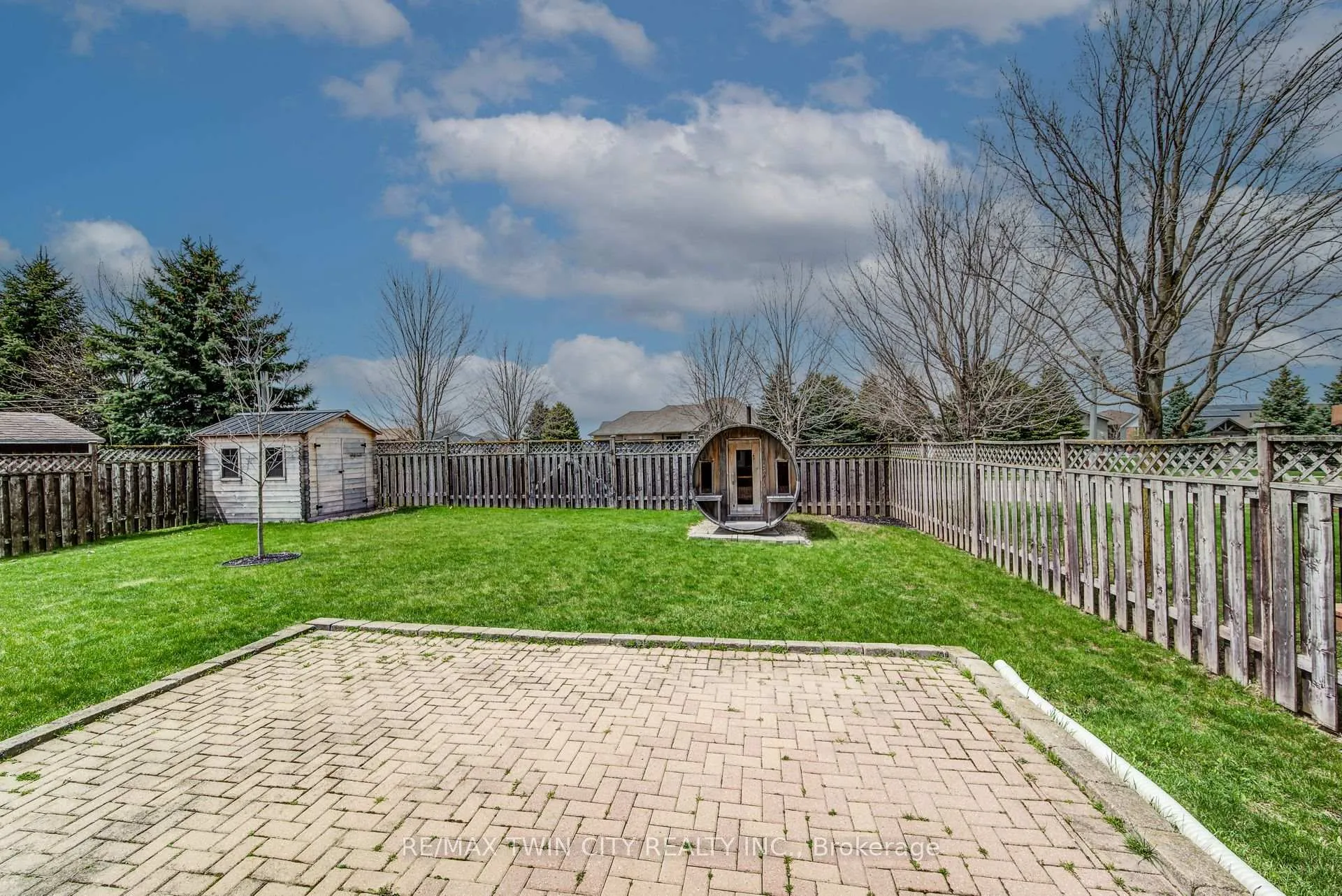 Photo 41 of 935 Baker Street S, North Perth, Listowel — HOMEH