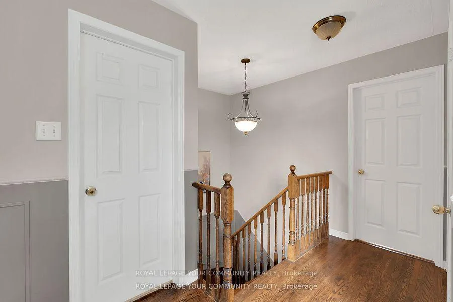 Photo 20 of 98 Sylwood Crescent, Vaughan, Maple — HOMEH