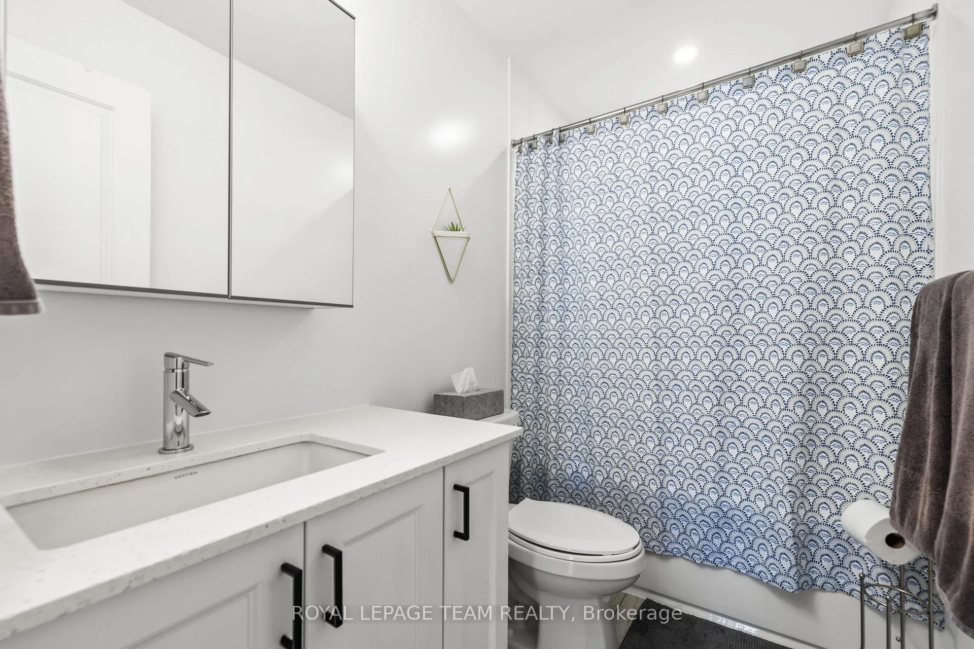 Photo 19 of 213 Big Sky Private, Ottawa, Leitrim — HOMEH