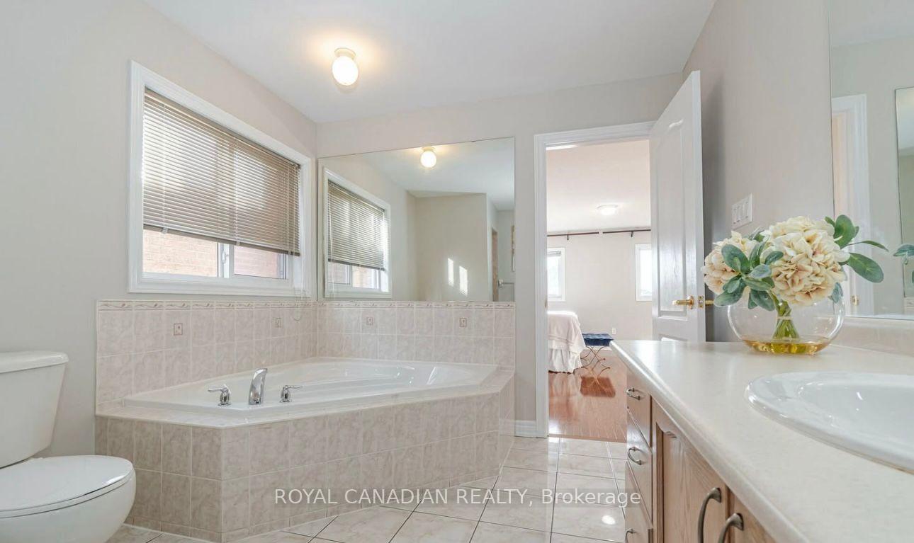 Photo 7 of 12 Martree Crescent, Brampton, Madoc — HOMEH