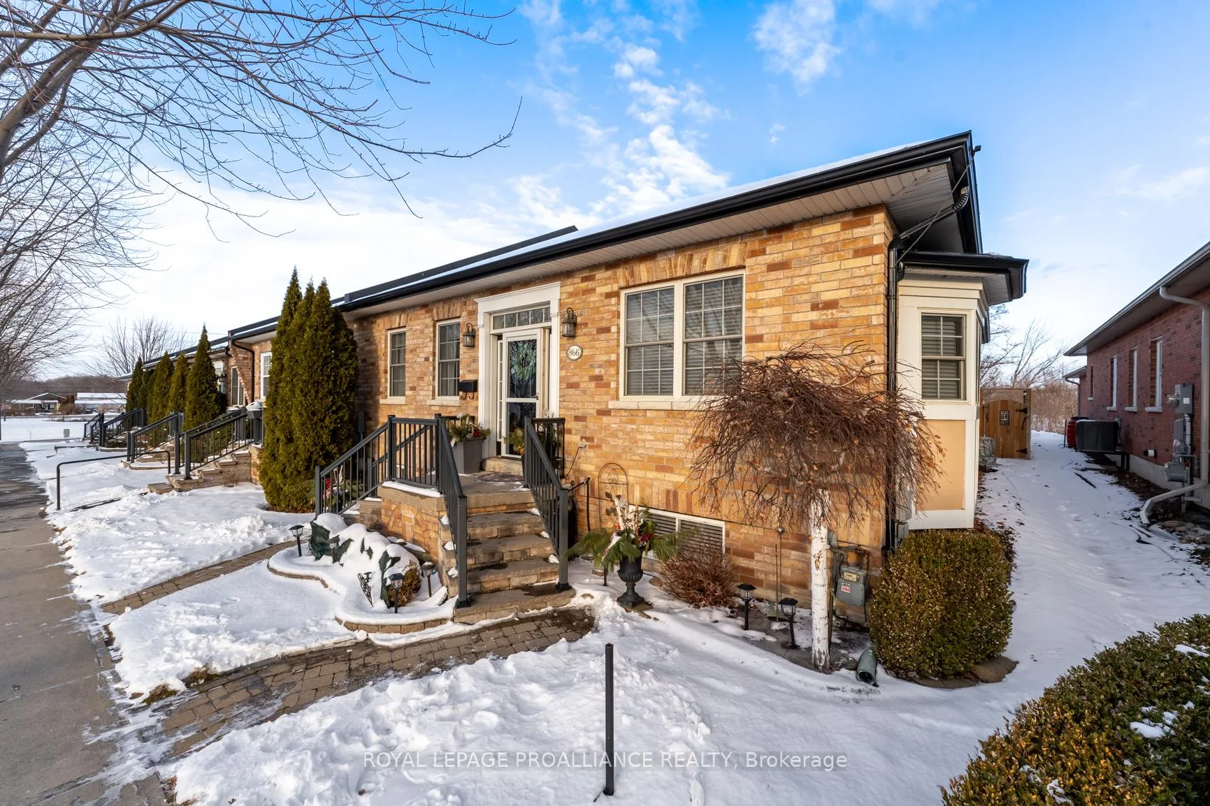 Photo 5 of 866 Wilkins Gate, Cobourg — HOMEH