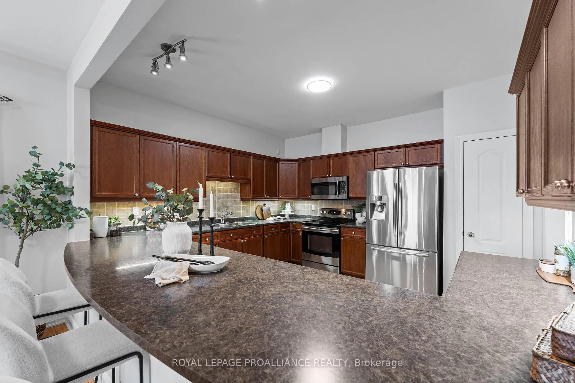 Photo 19 of 866 Wilkins Gate, Cobourg — HOMEH