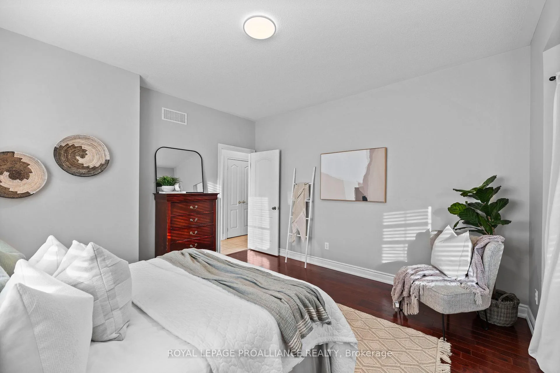 Photo 27 of 866 Wilkins Gate, Cobourg — HOMEH