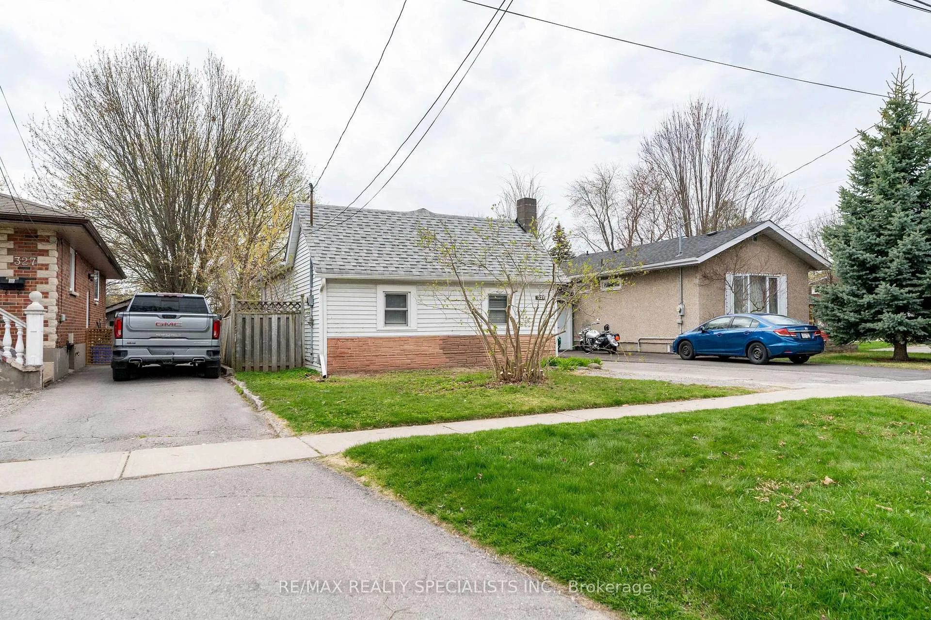 Photo 3 of 331 Annapolis Avenue, Oshawa, McLaughlin — HOMEH
