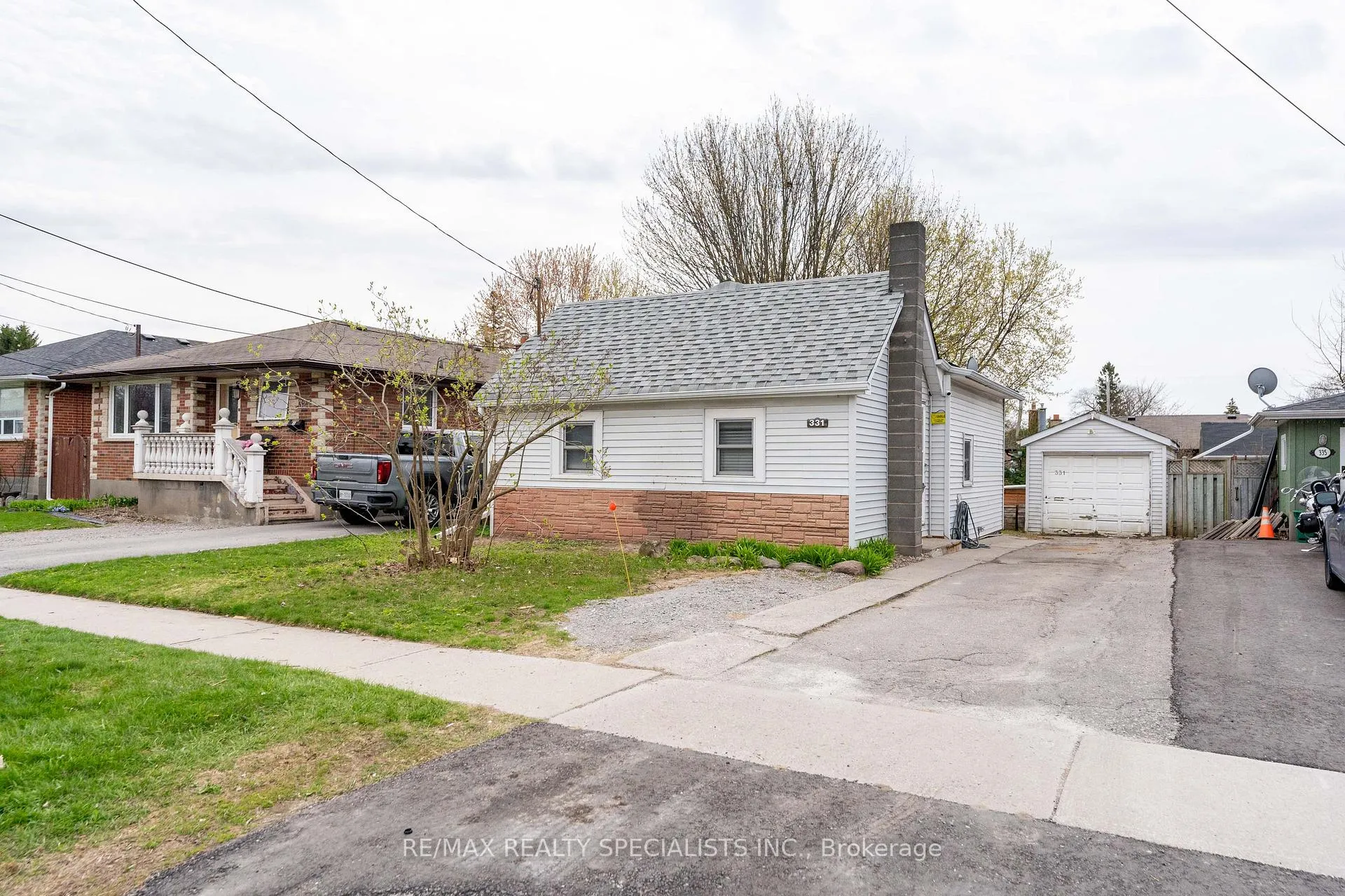 Photo 4 of 331 Annapolis Avenue, Oshawa, McLaughlin — HOMEH