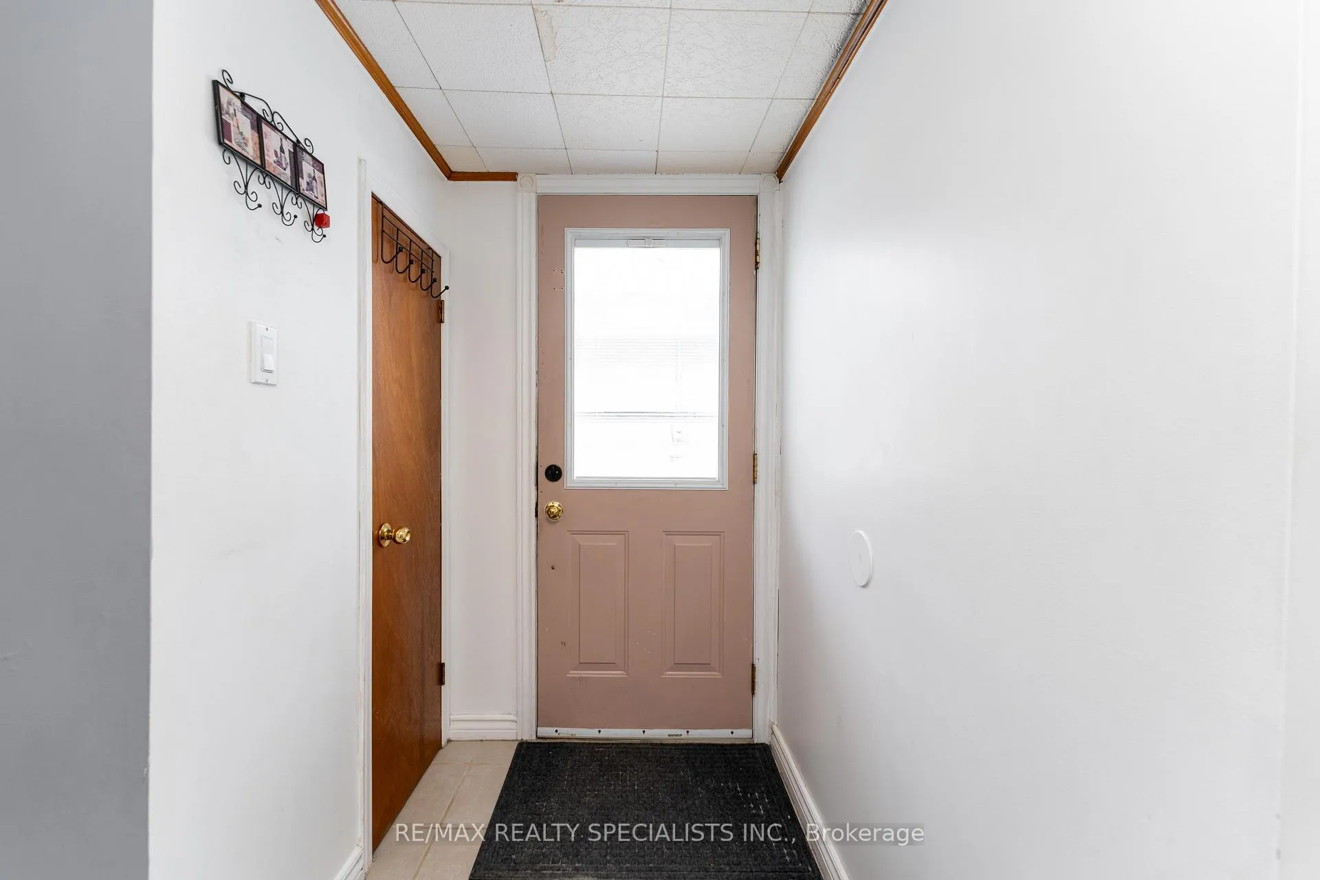 Photo 8 of 331 Annapolis Avenue, Oshawa, McLaughlin — HOMEH