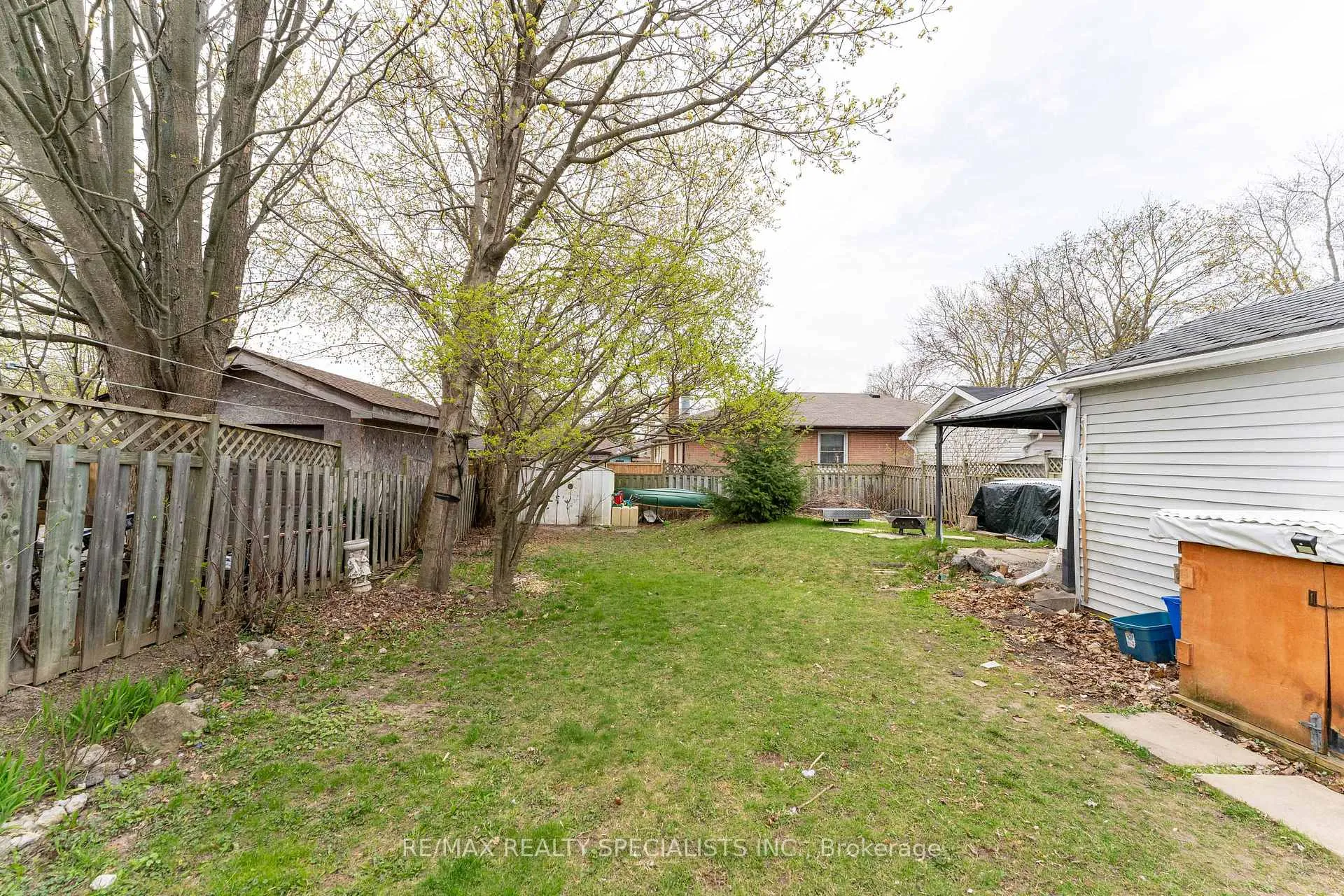 Photo 24 of 331 Annapolis Avenue, Oshawa, McLaughlin — HOMEH