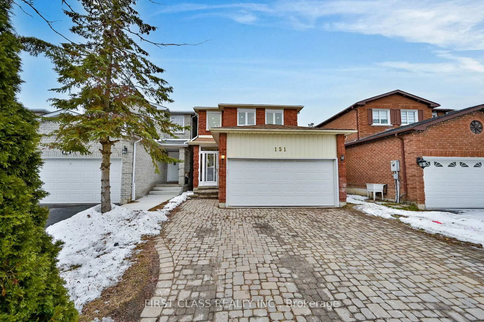 Photo 2 of 151 Stather Crescent, Markham, Milliken Mills East — HOMEH